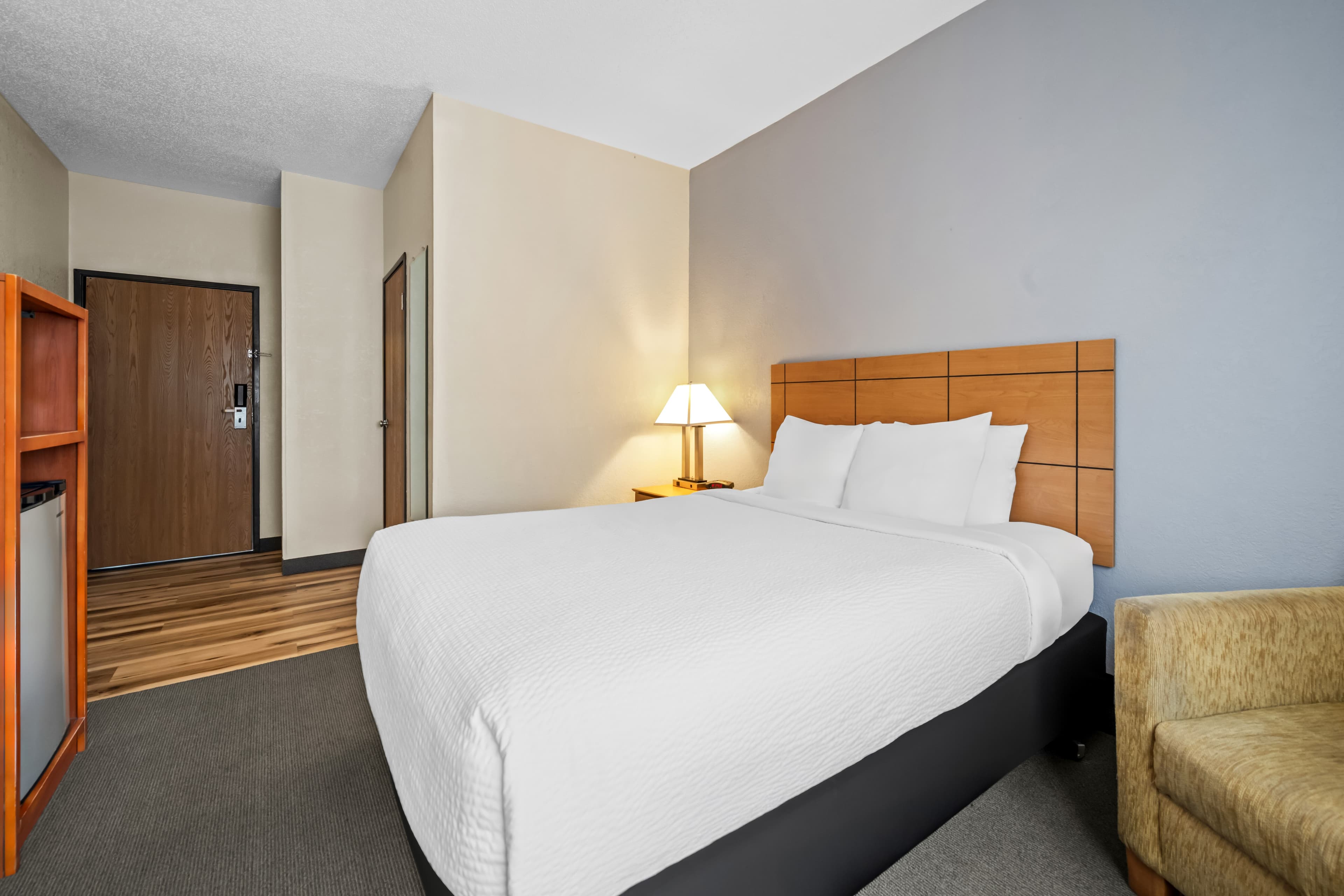 Quality Inn Dubuque on Hwy 20 — 13