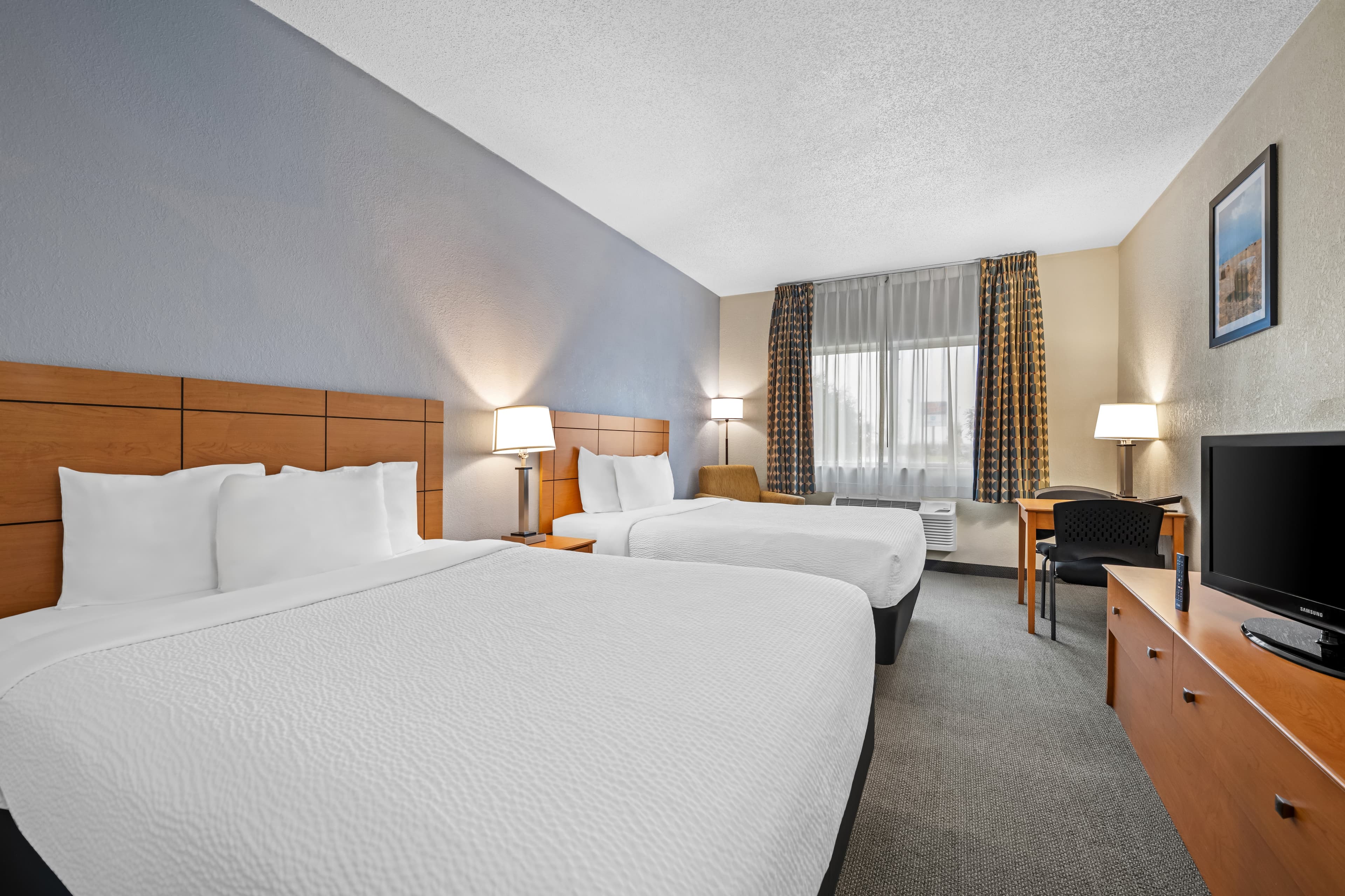 Quality Inn Dubuque on Hwy 20 — 15