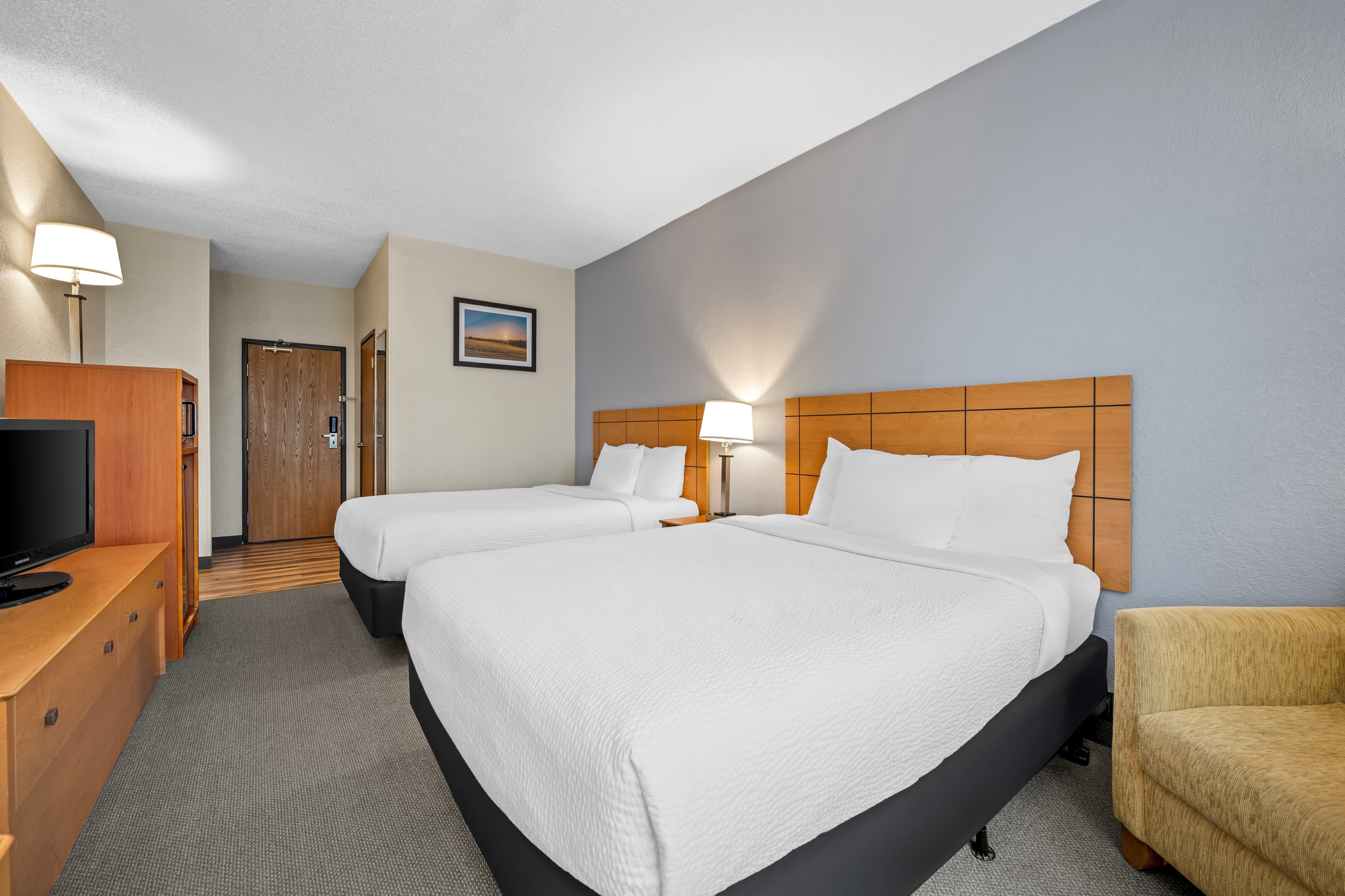 Quality Inn Dubuque on Hwy 20 — 16
