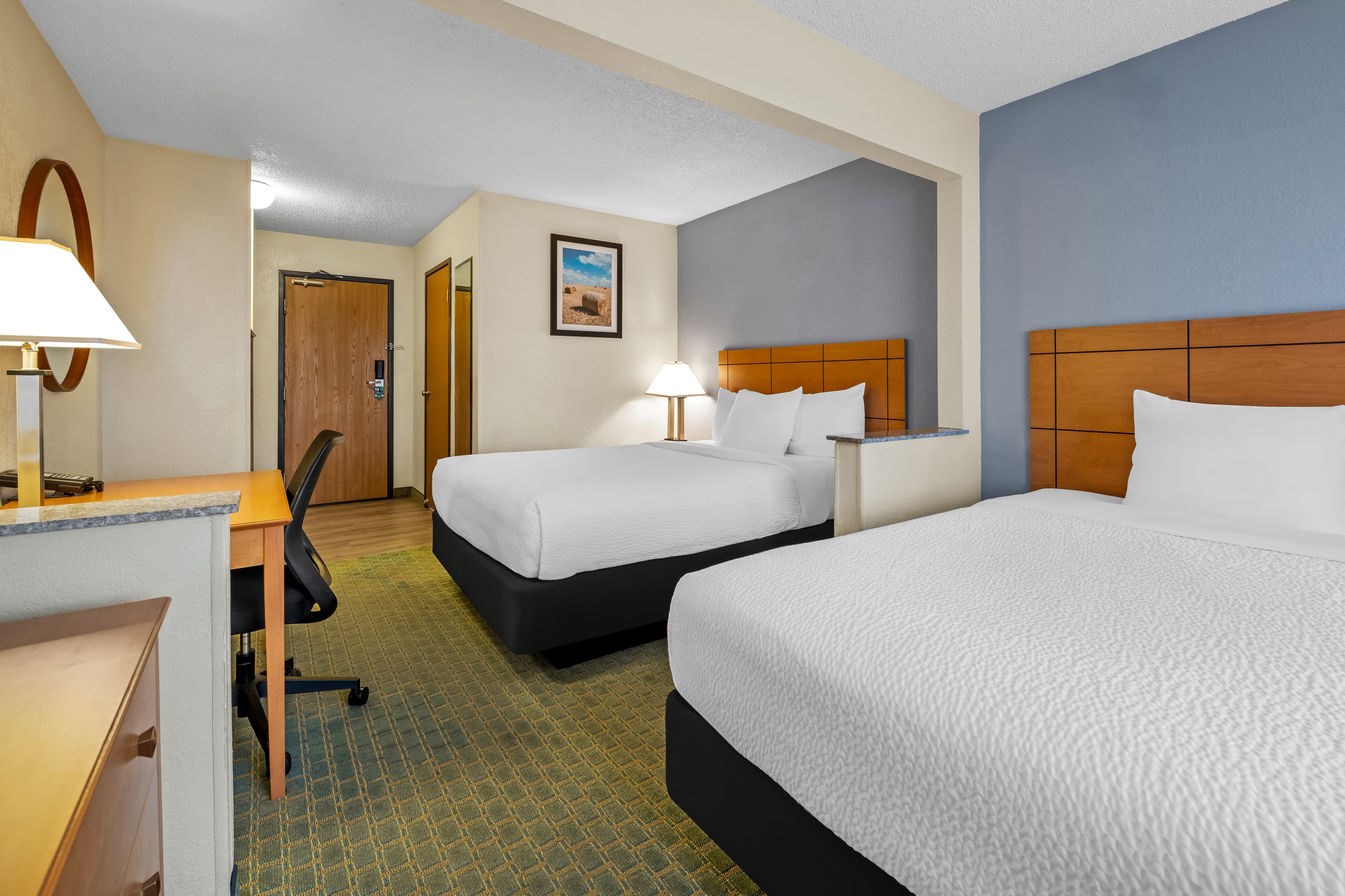 Quality Inn Dubuque on Hwy 20 — 23