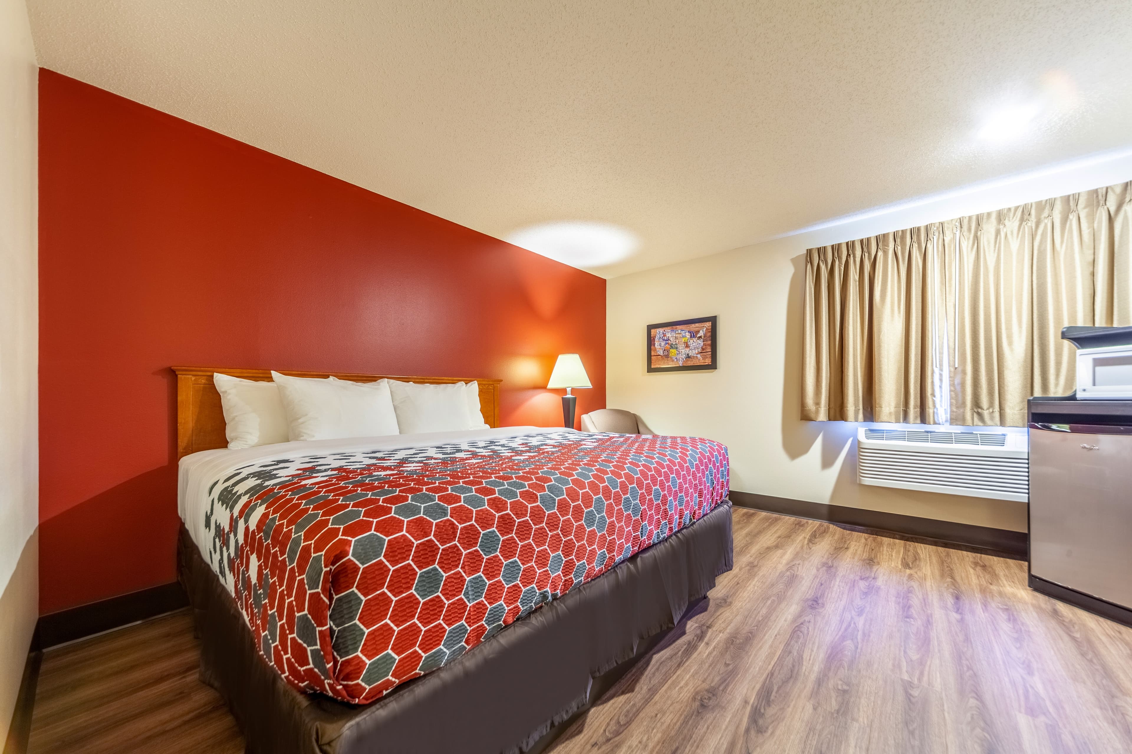 Econo Lodge Sioux Center - Image 1