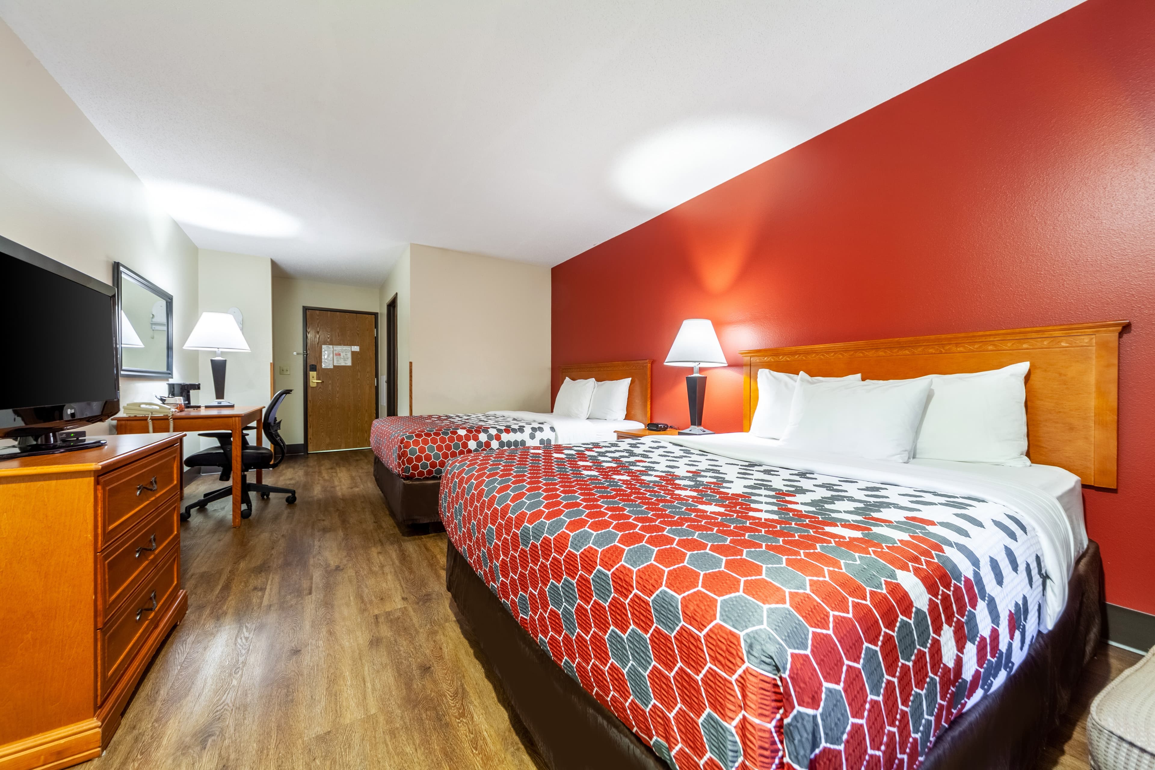 Econo Lodge Sioux Center — 14