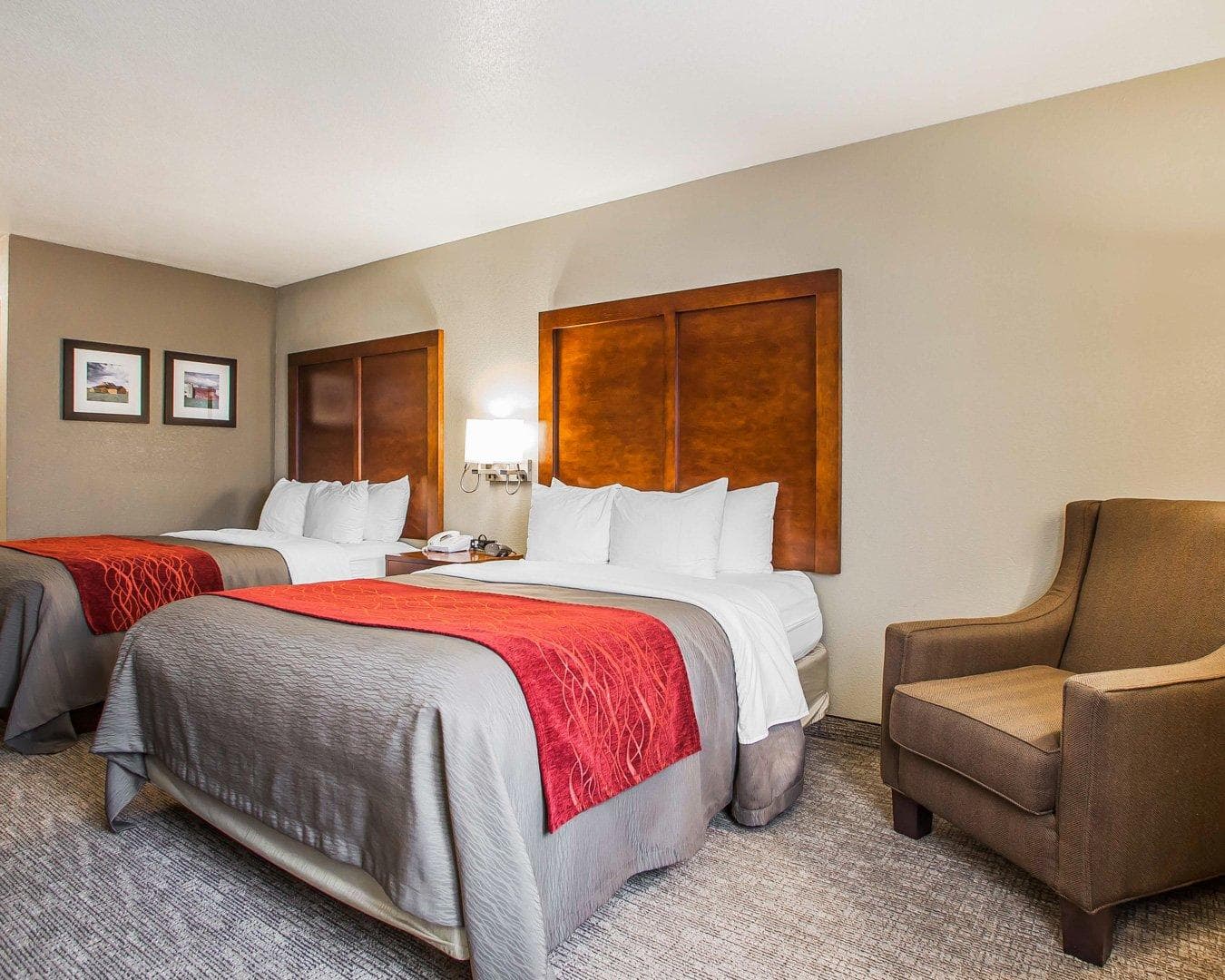 Comfort Inn Marshalltown South — 16
