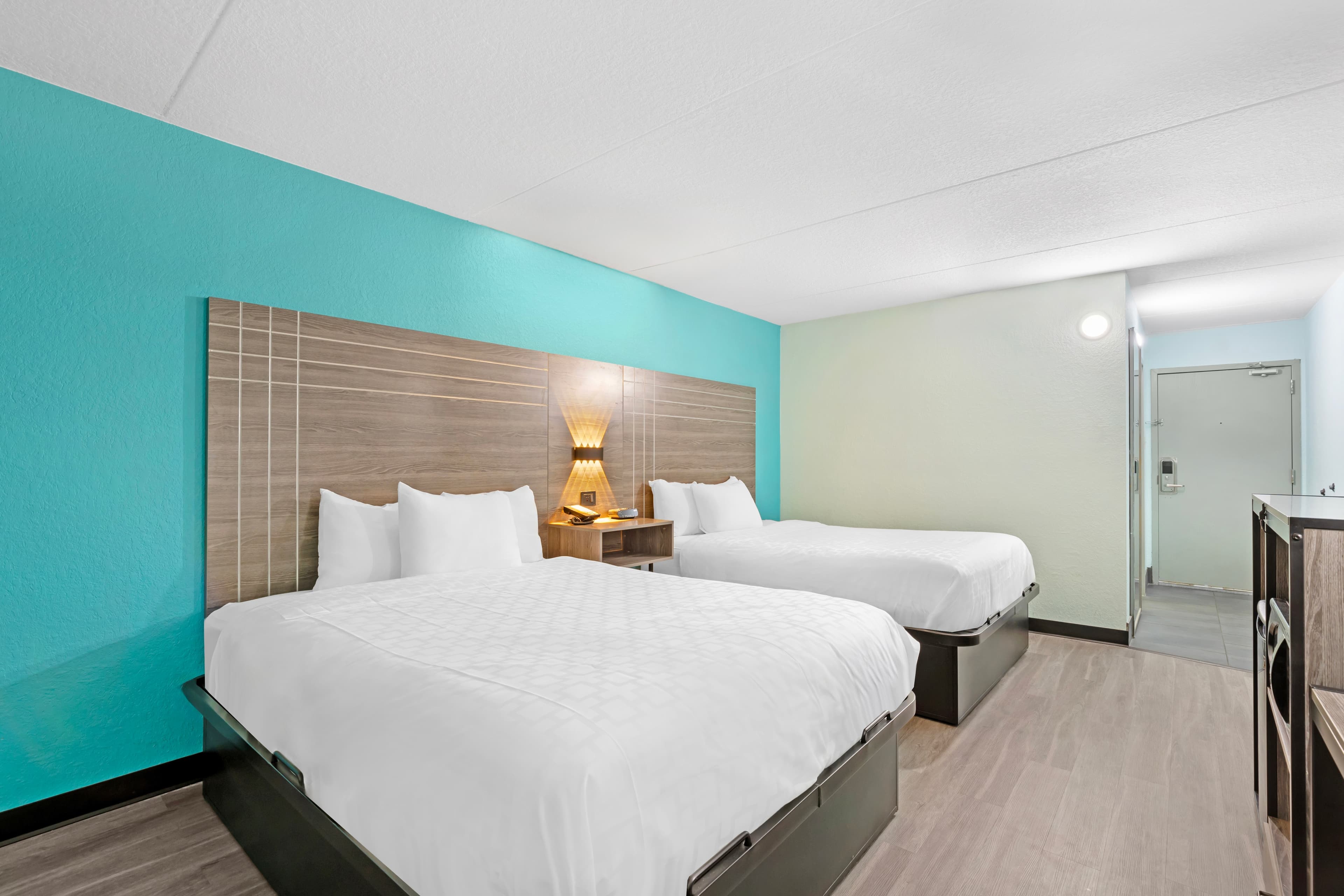 Clarion Inn Des Moines Airport — 11