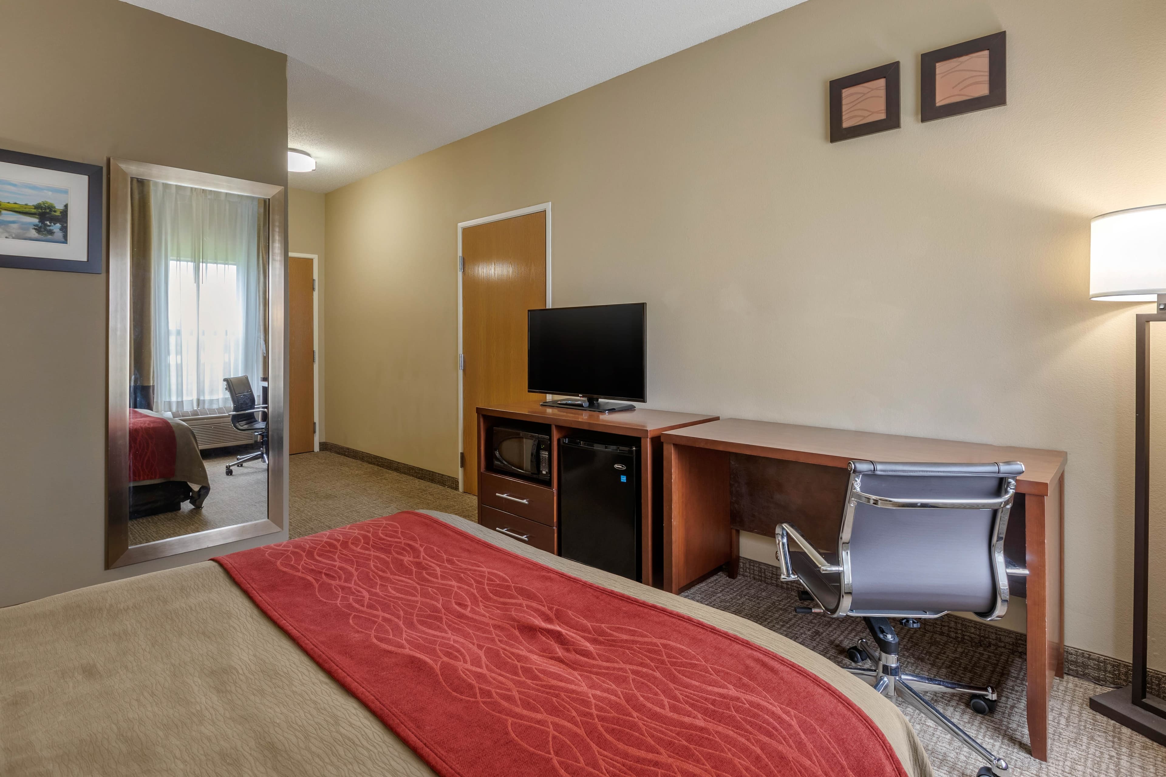 Comfort Inn Walcott near Davenport — 9