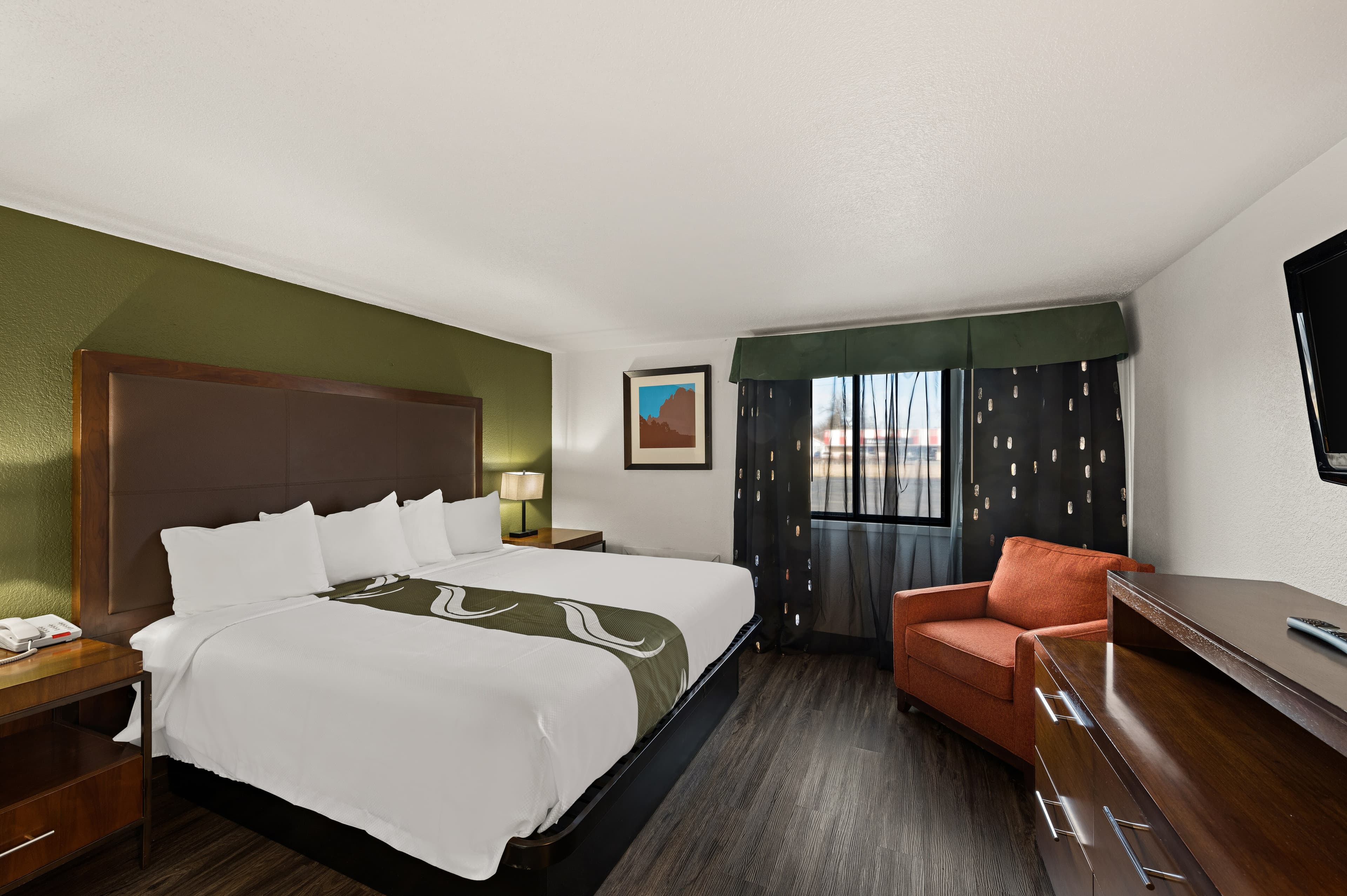 Quality Inn & Suites Council Bluffs - Omaha East - Image 3