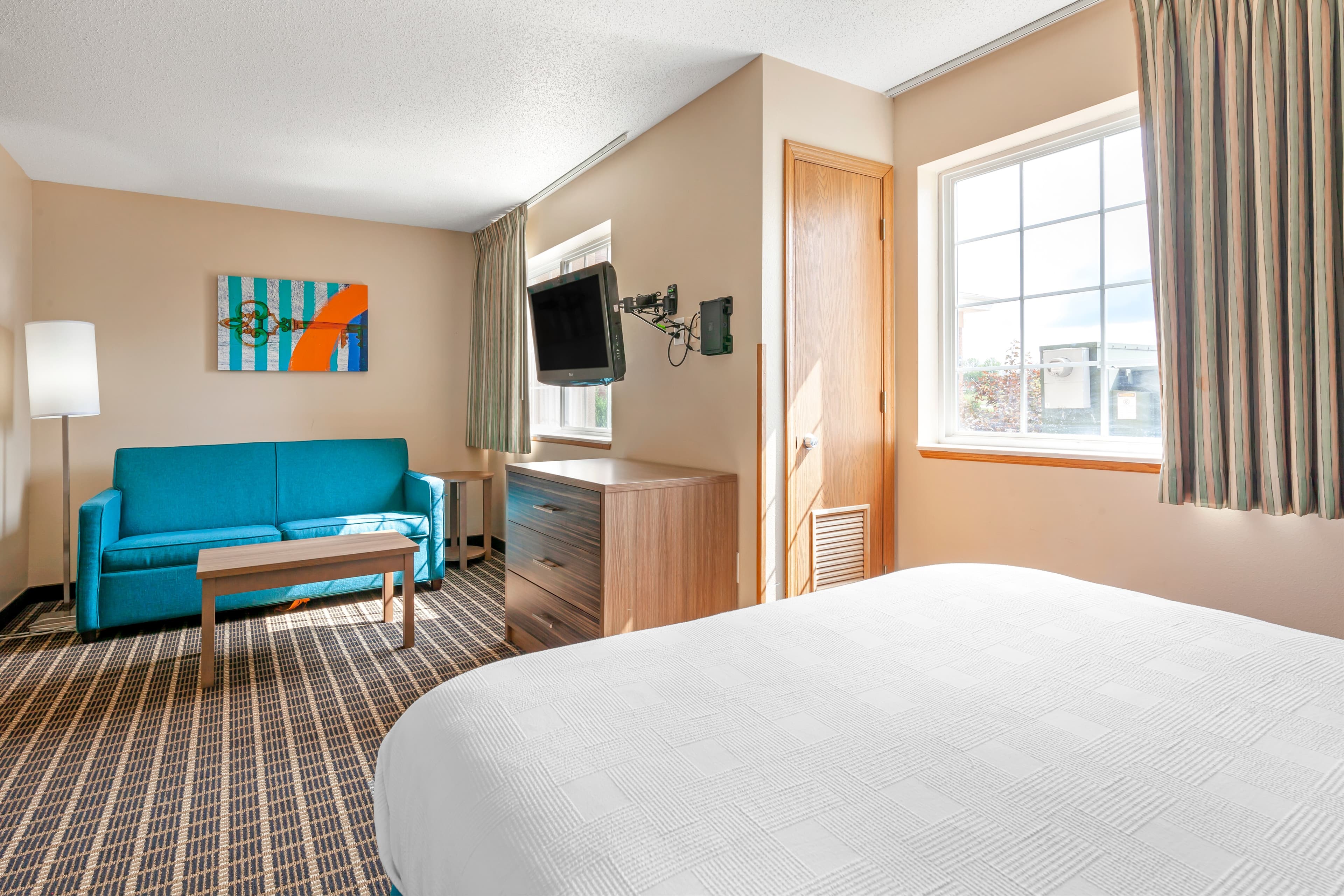MainStay Suites Dubuque at Hwy 20 — 6