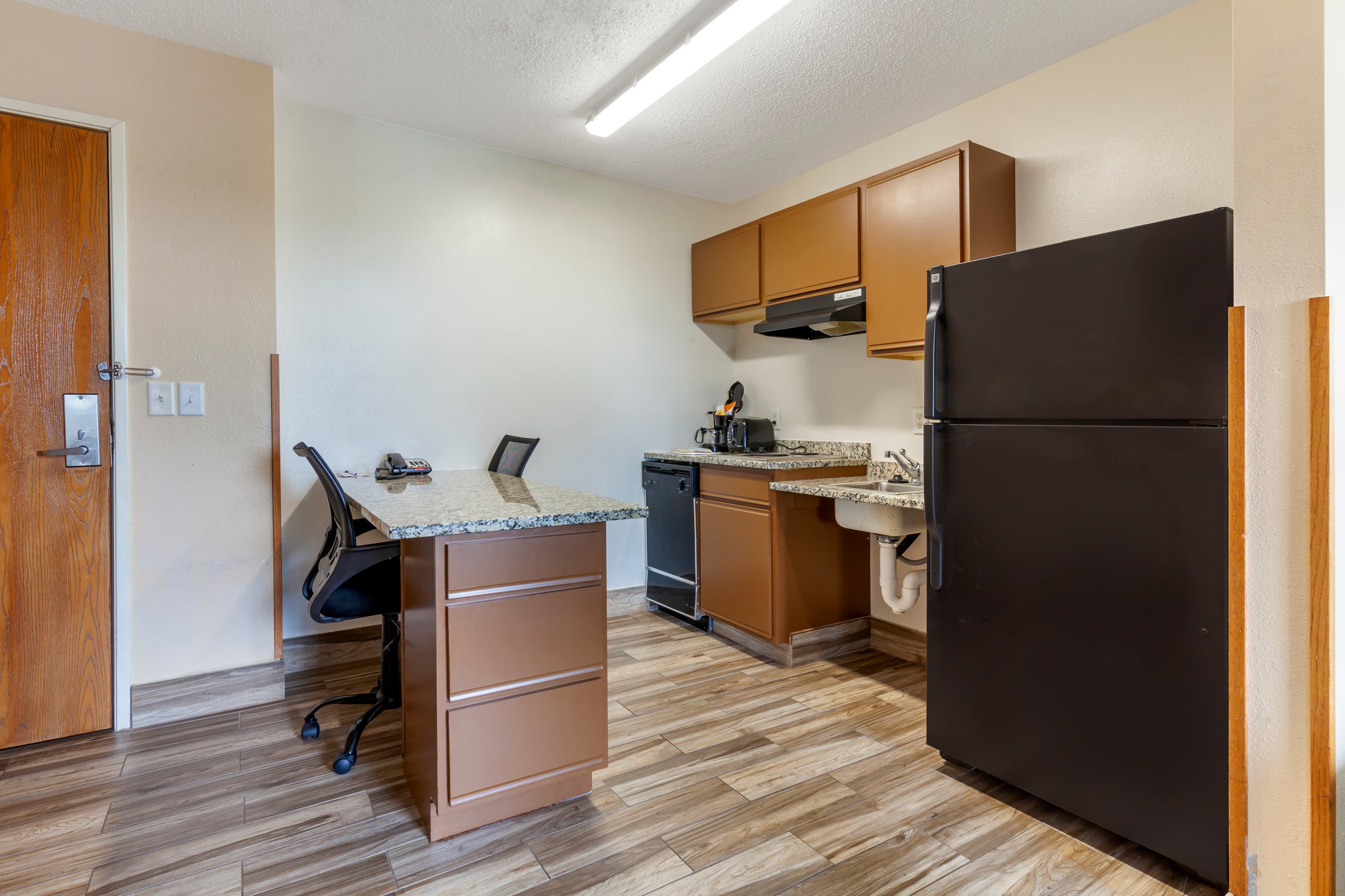 MainStay Suites Dubuque at Hwy 20 — 7
