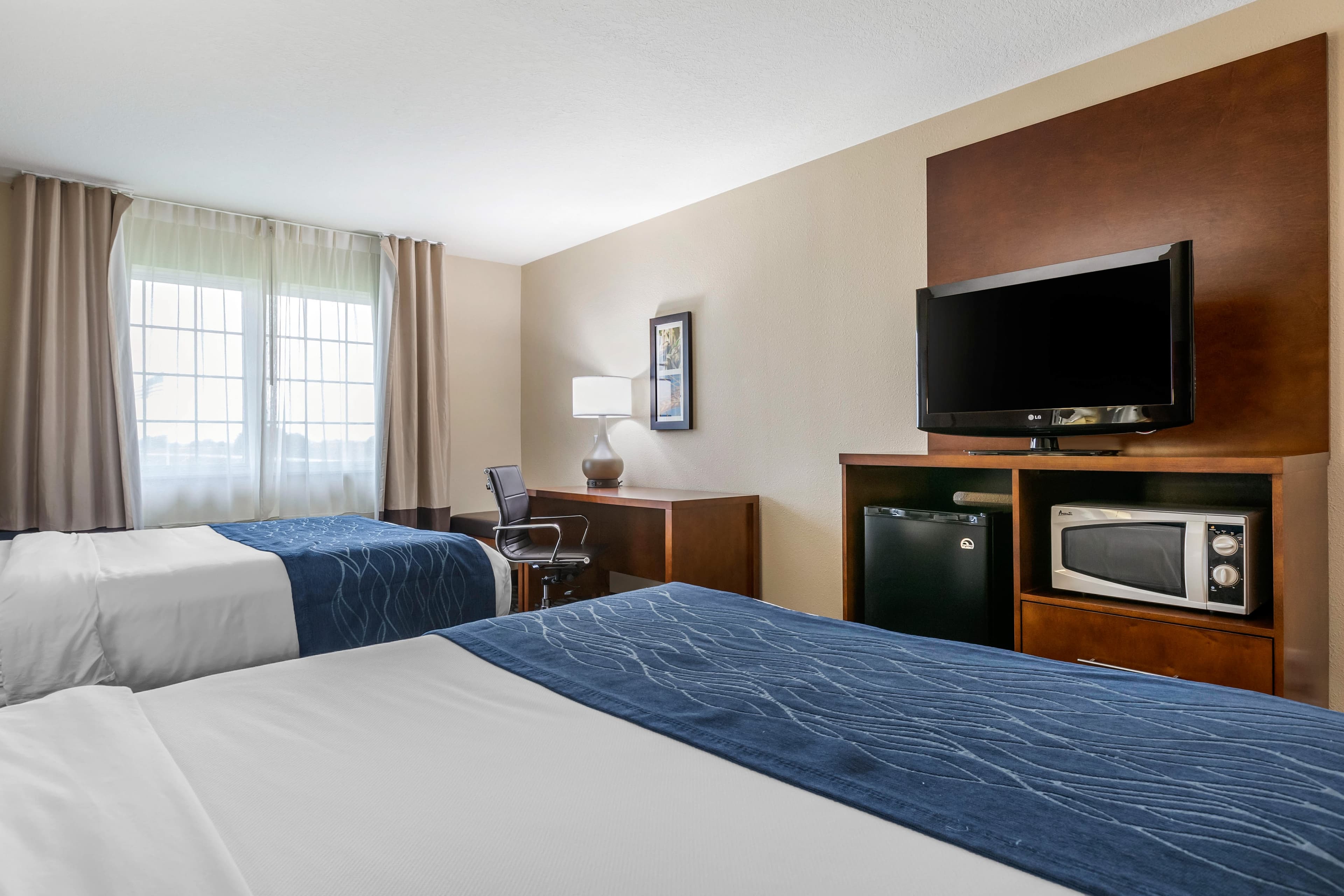Comfort Inn Story City — 8