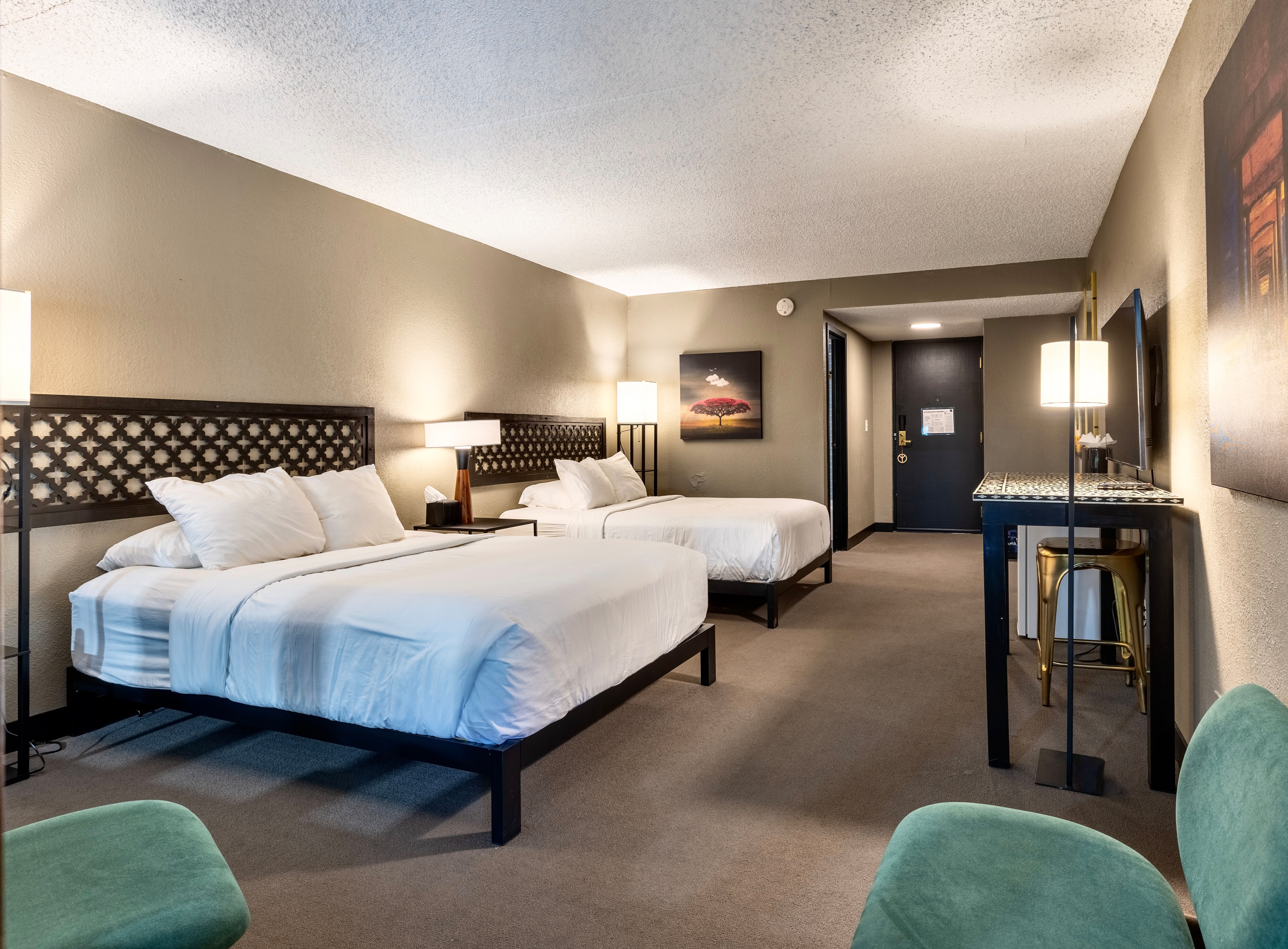 The Highlander Hotel Iowa City, an Ascend Collection Hotel - Image 2
