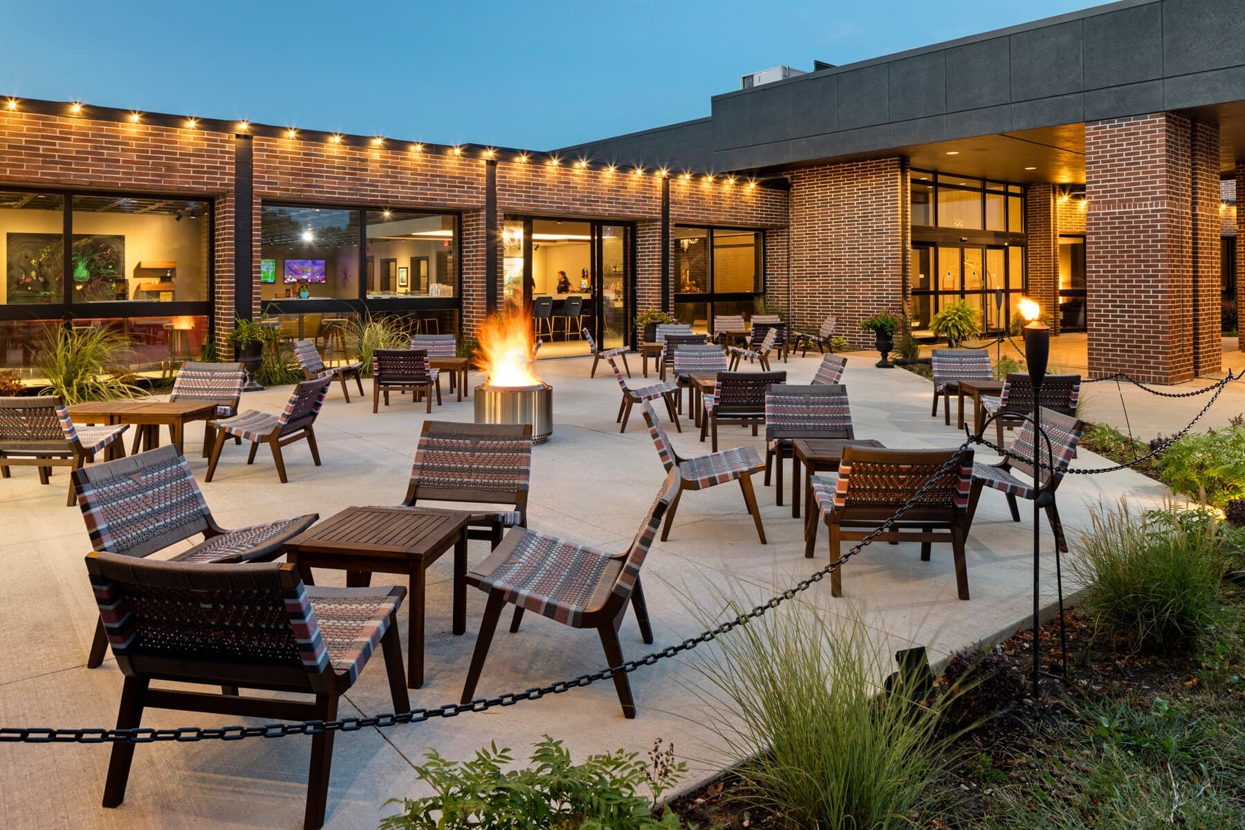The Highlander Hotel Iowa City, an Ascend Collection Hotel — 12