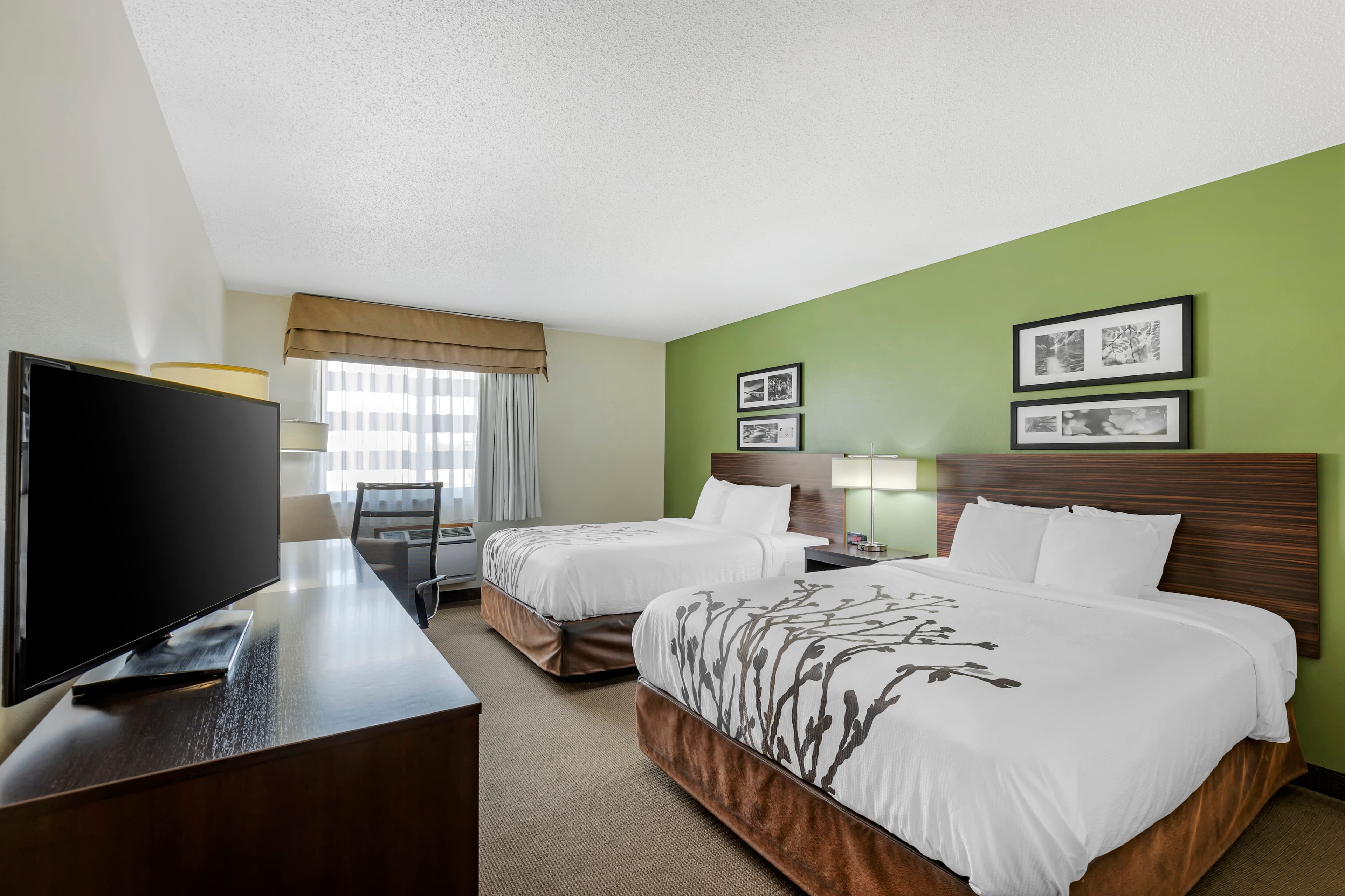 Sleep Inn & Suites Charles City — 7