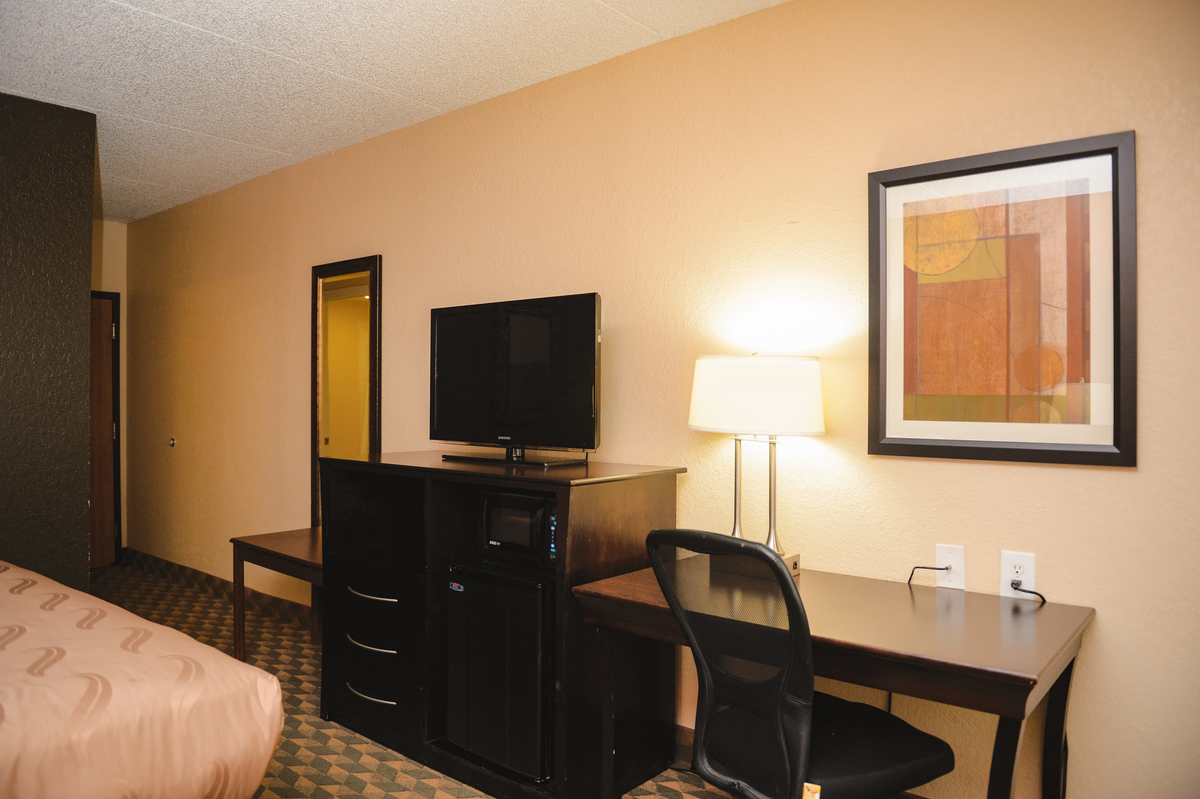 Quality Inn & Suites Ames Conference Center Near ISU Campus - Image 4