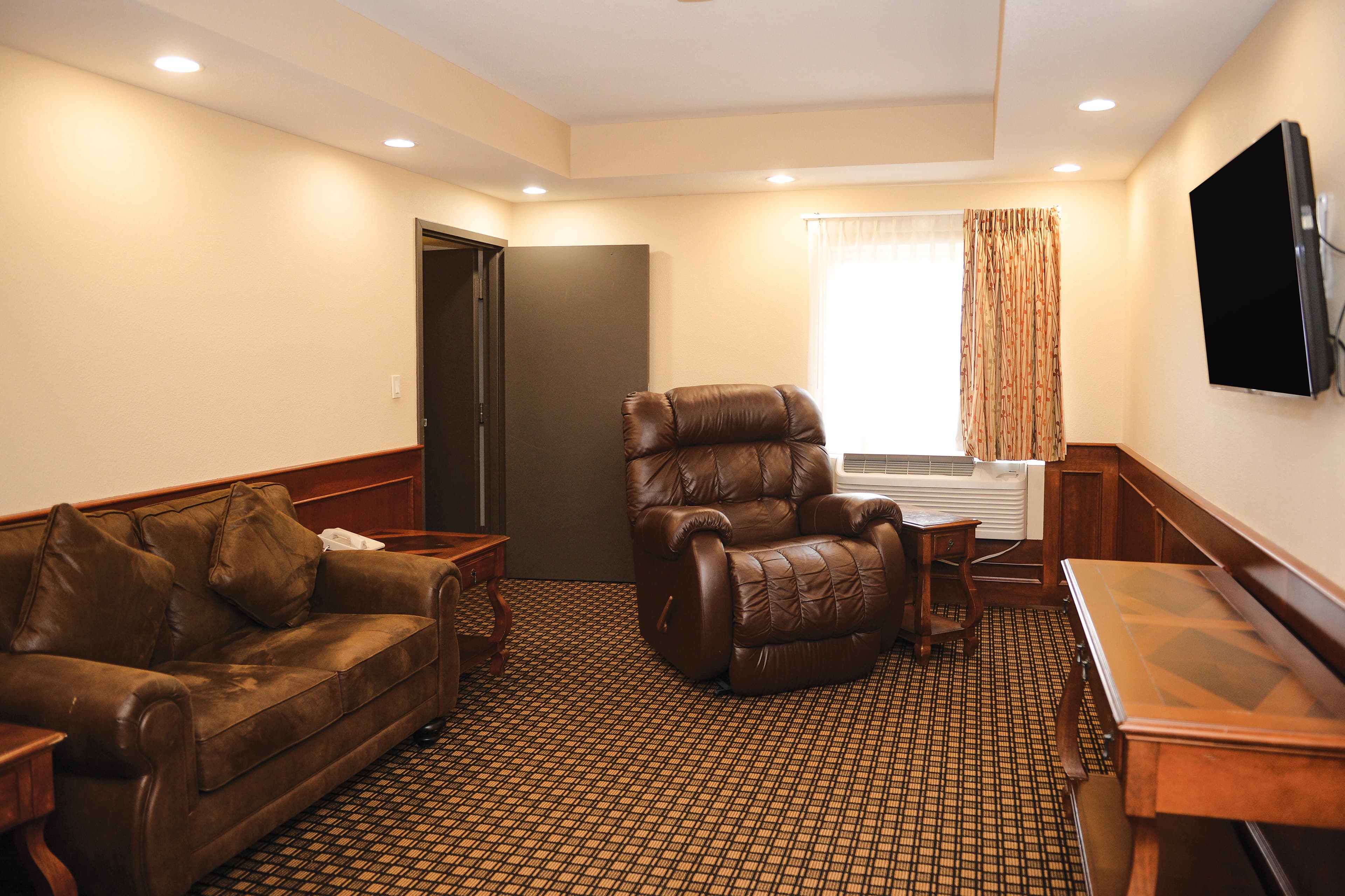 Quality Inn & Suites Ames Conference Center Near ISU Campus — 29
