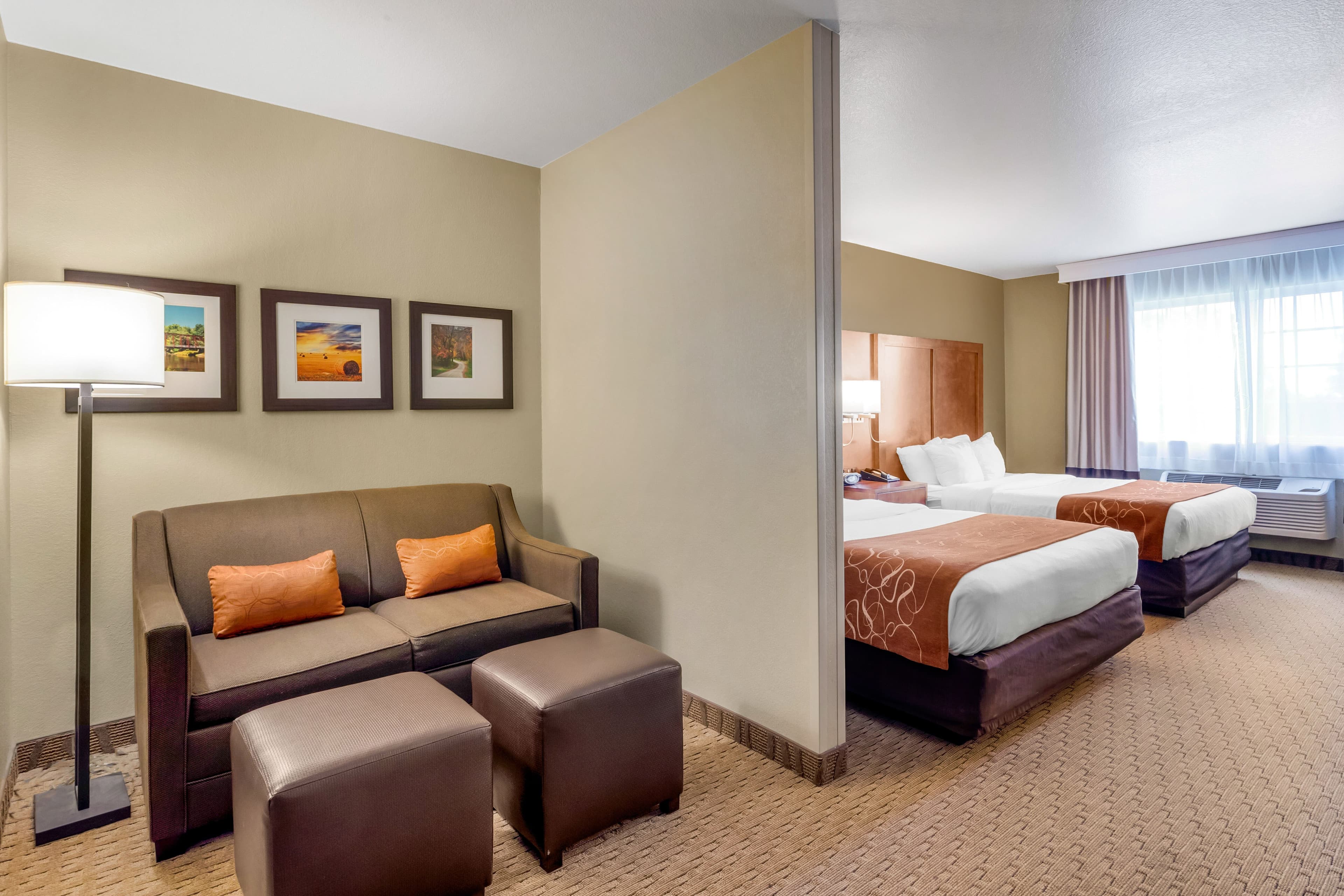 Comfort Suites Burlington - Image 3