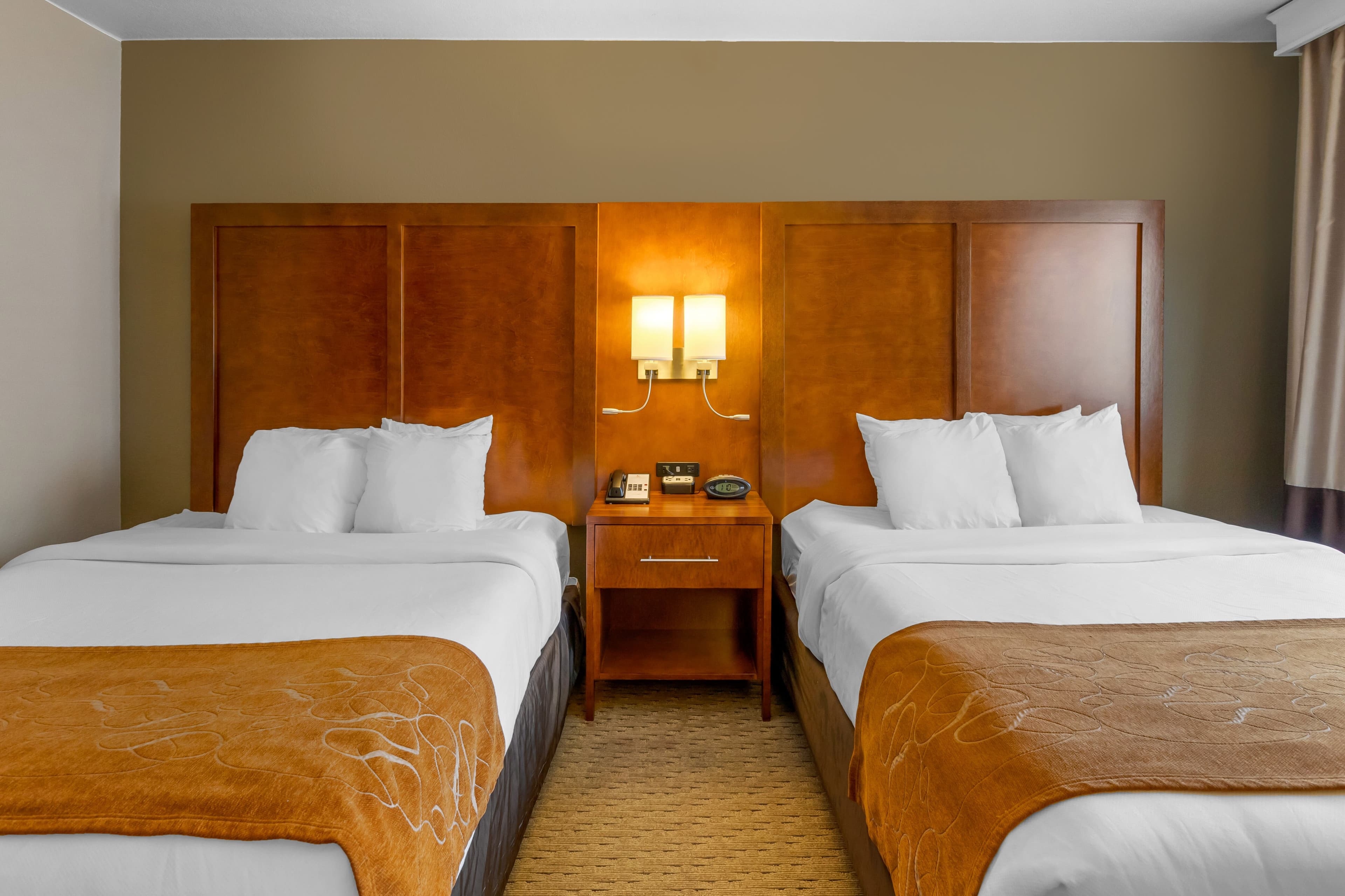 Comfort Suites Burlington — 33