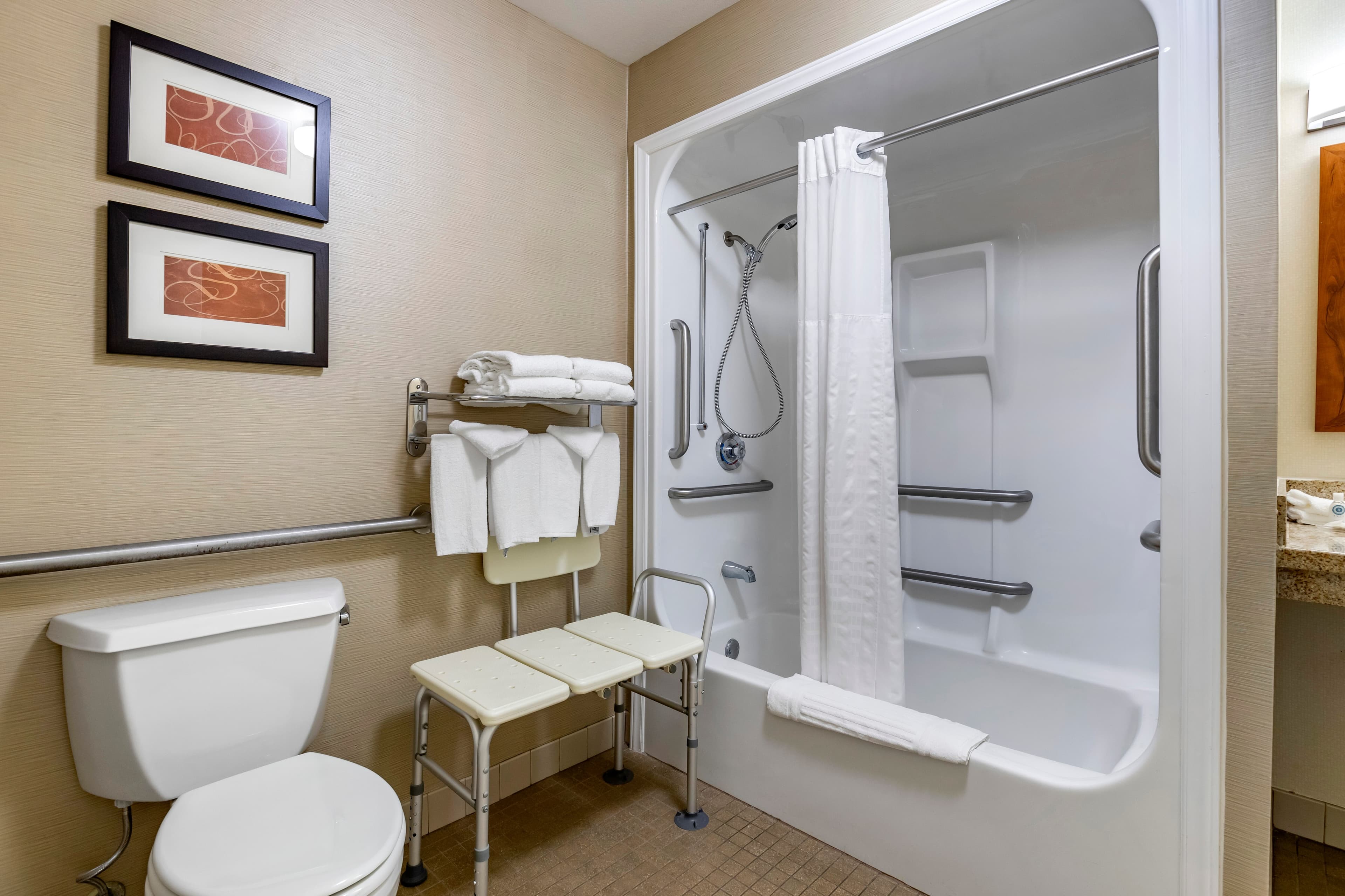 Comfort Suites Coralville I-80 — 10