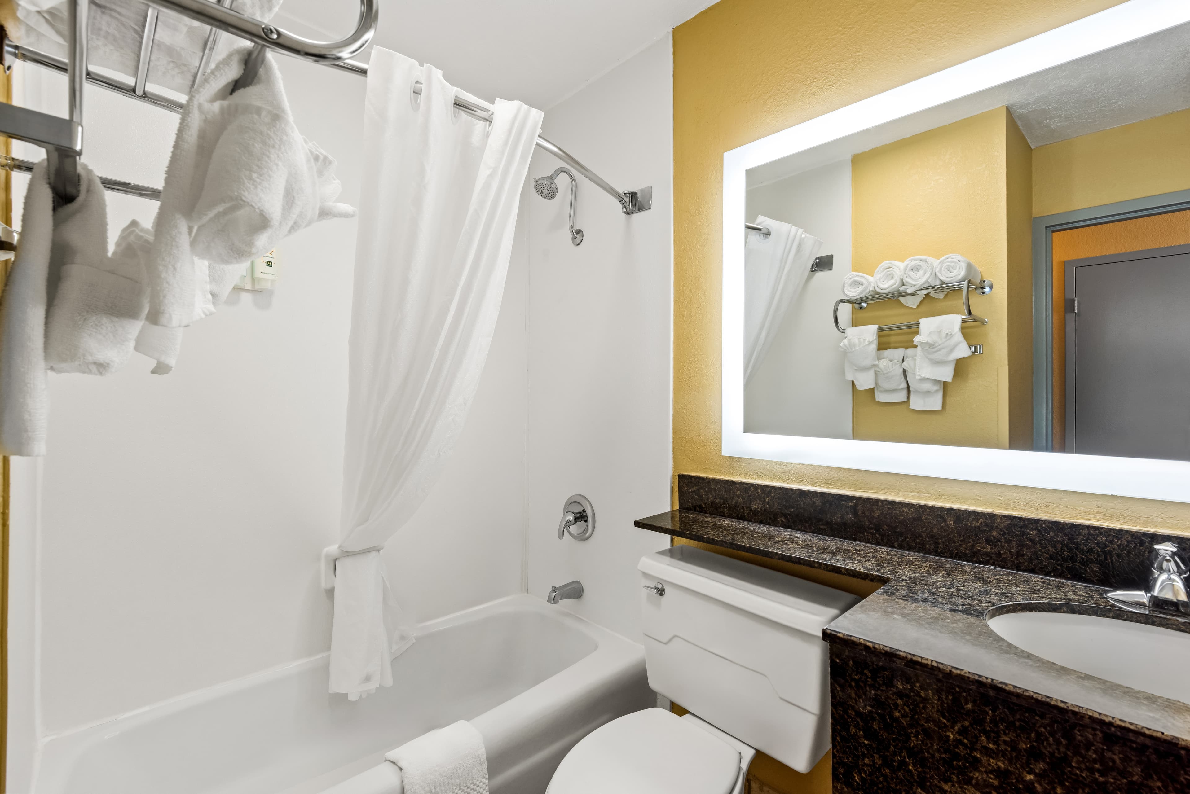 Quality Inn Fort Dodge — 10