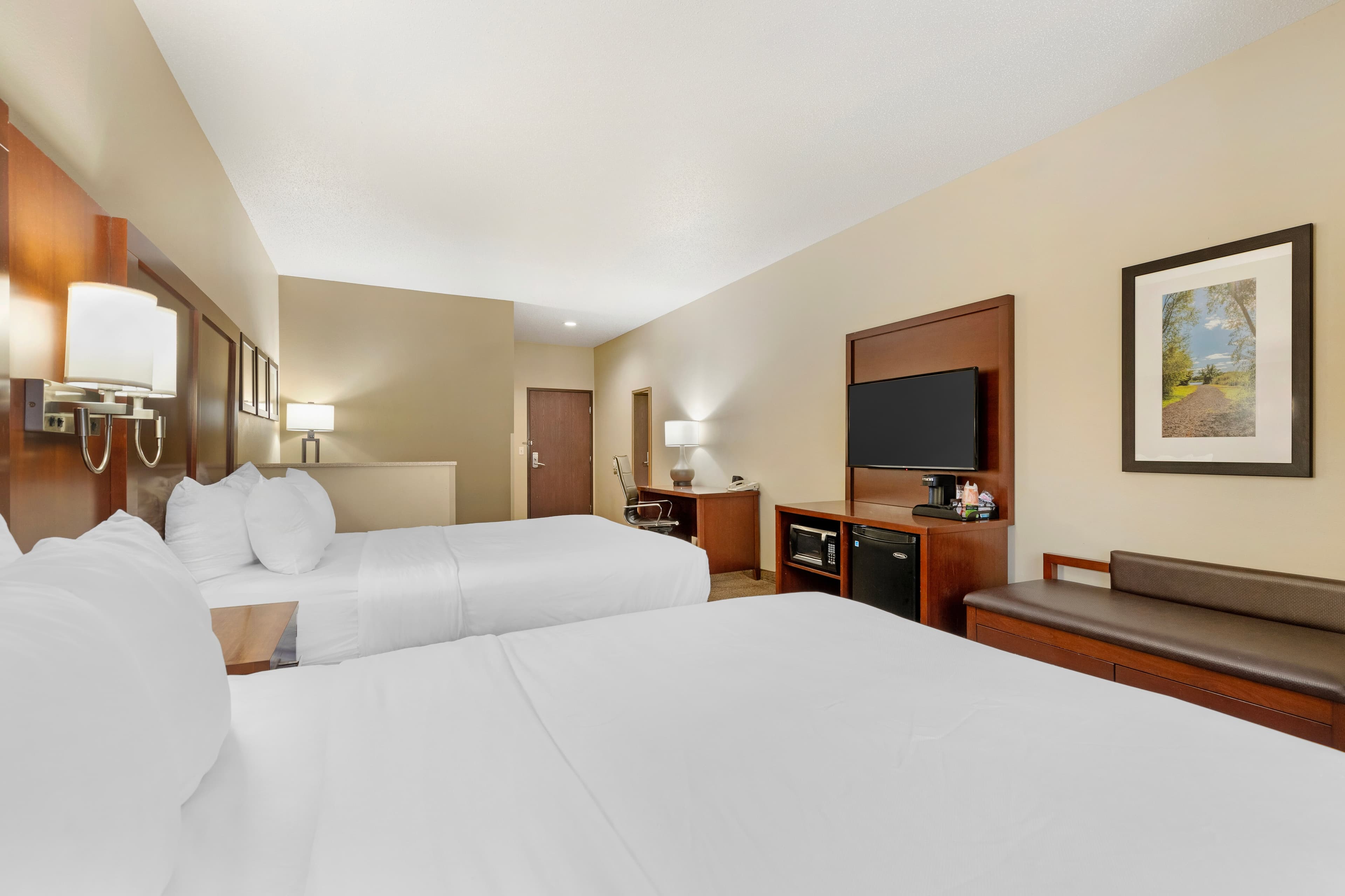 Comfort Suites Cedar Falls Industrial Park — 8