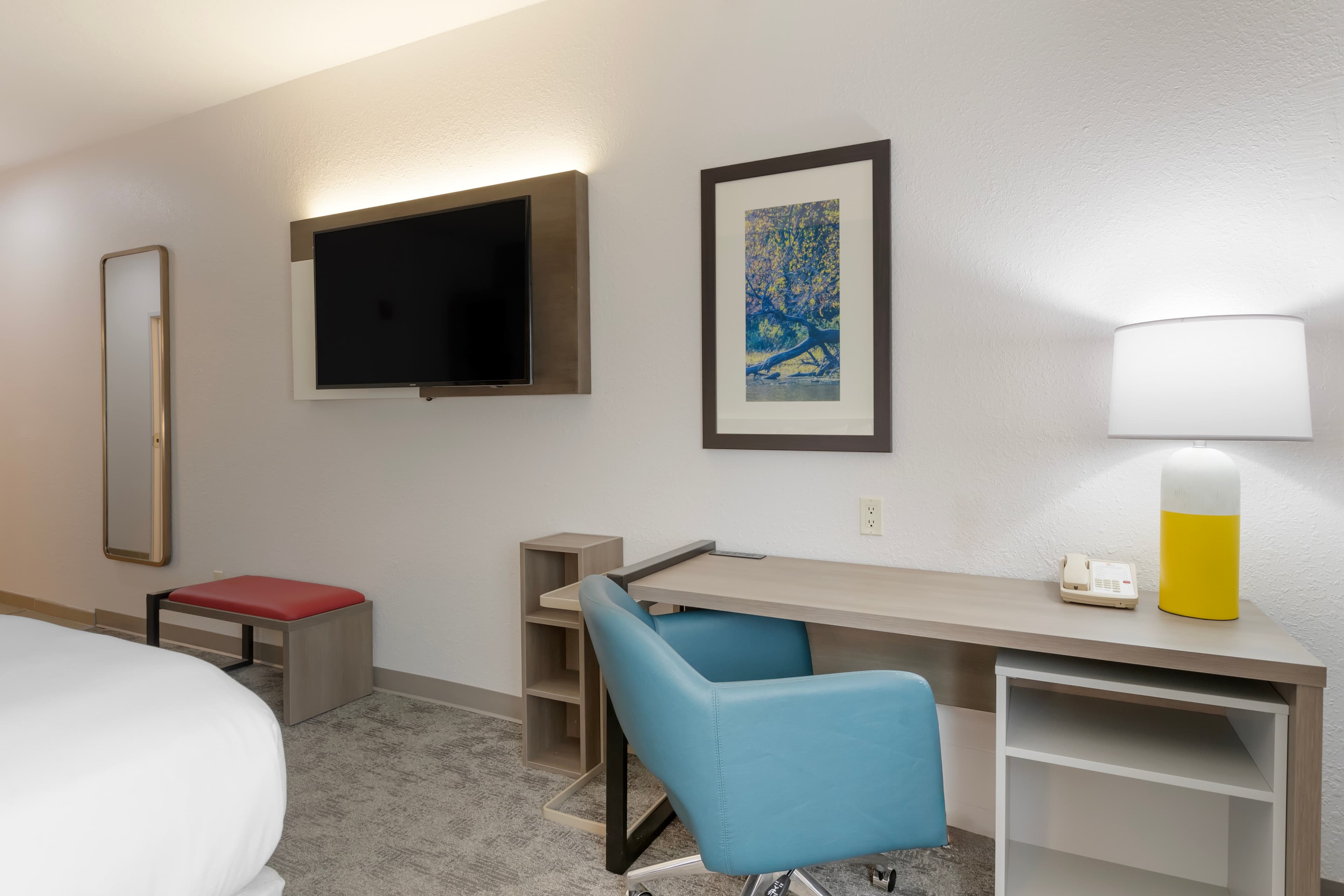 Comfort Inn & Suites Davenport - Quad Cities - Image 3