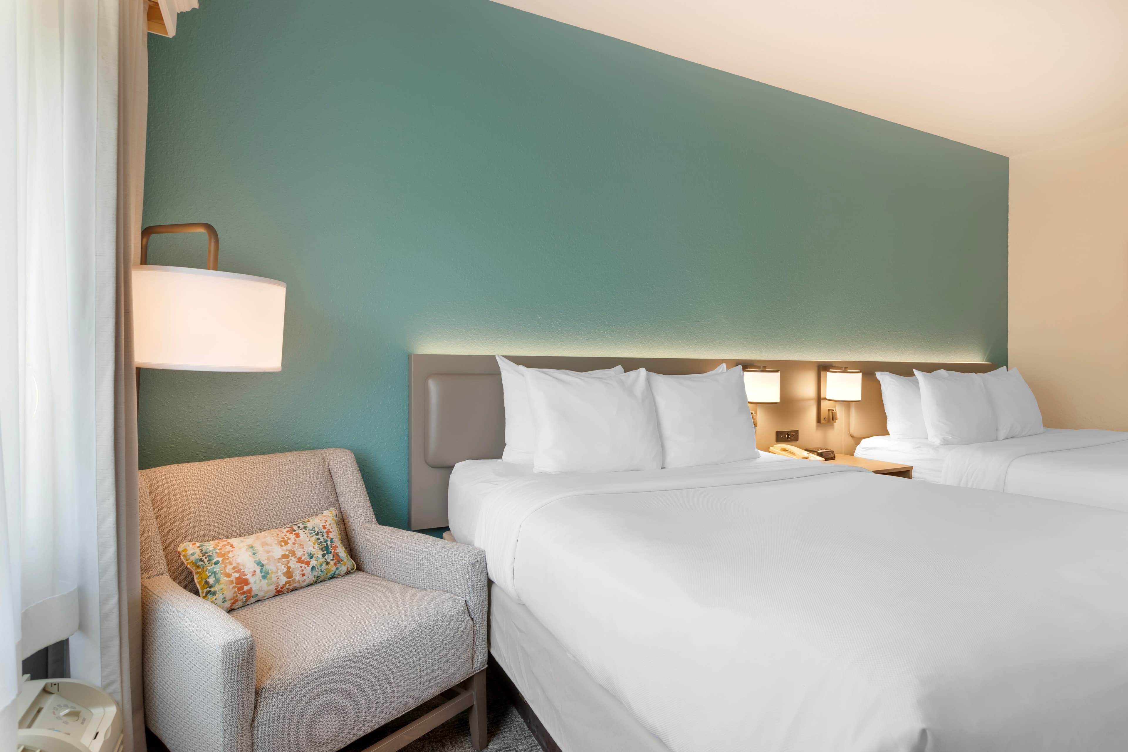 Comfort Inn & Suites Davenport - Quad Cities — 8