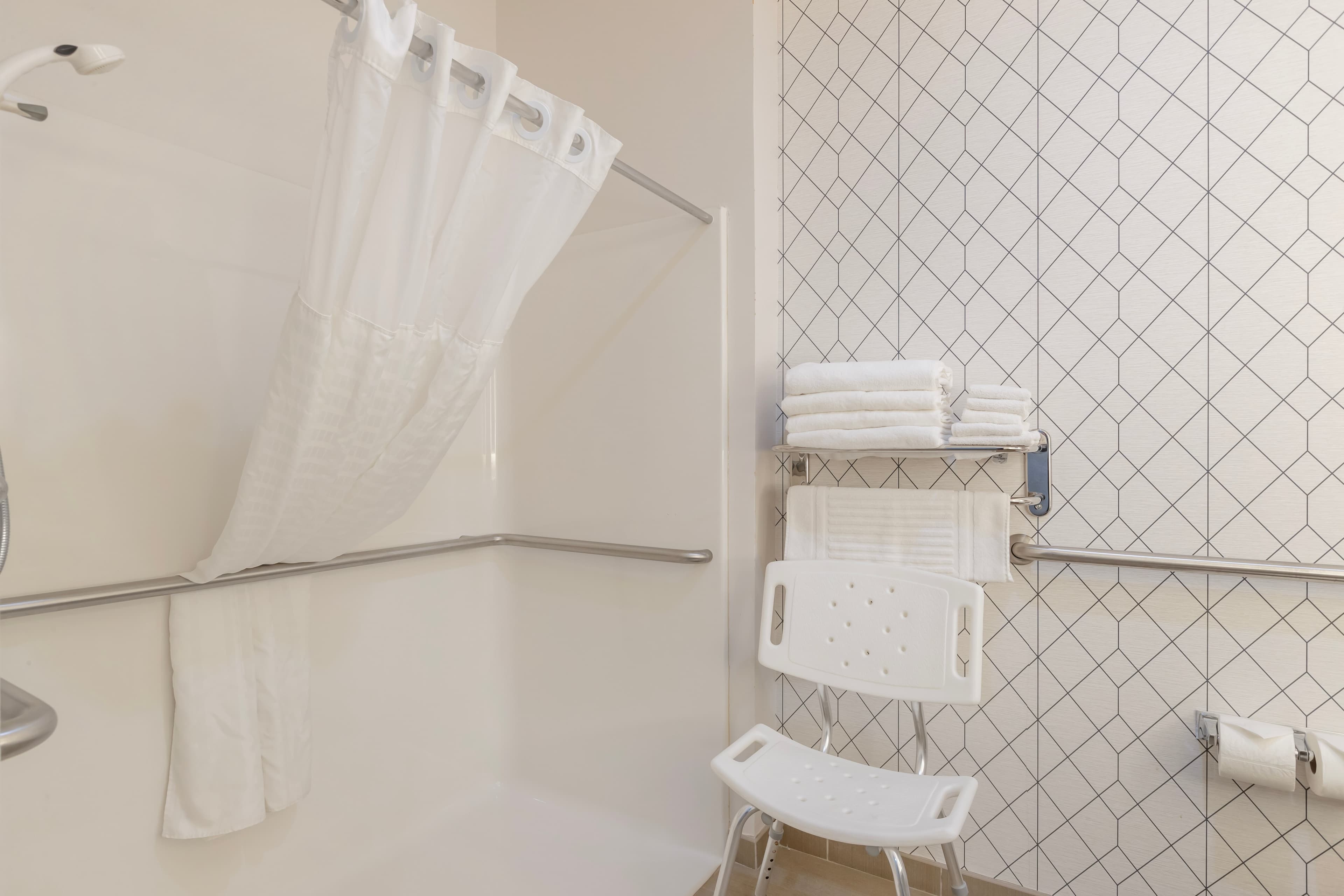 Comfort Inn & Suites Davenport - Quad Cities — 10