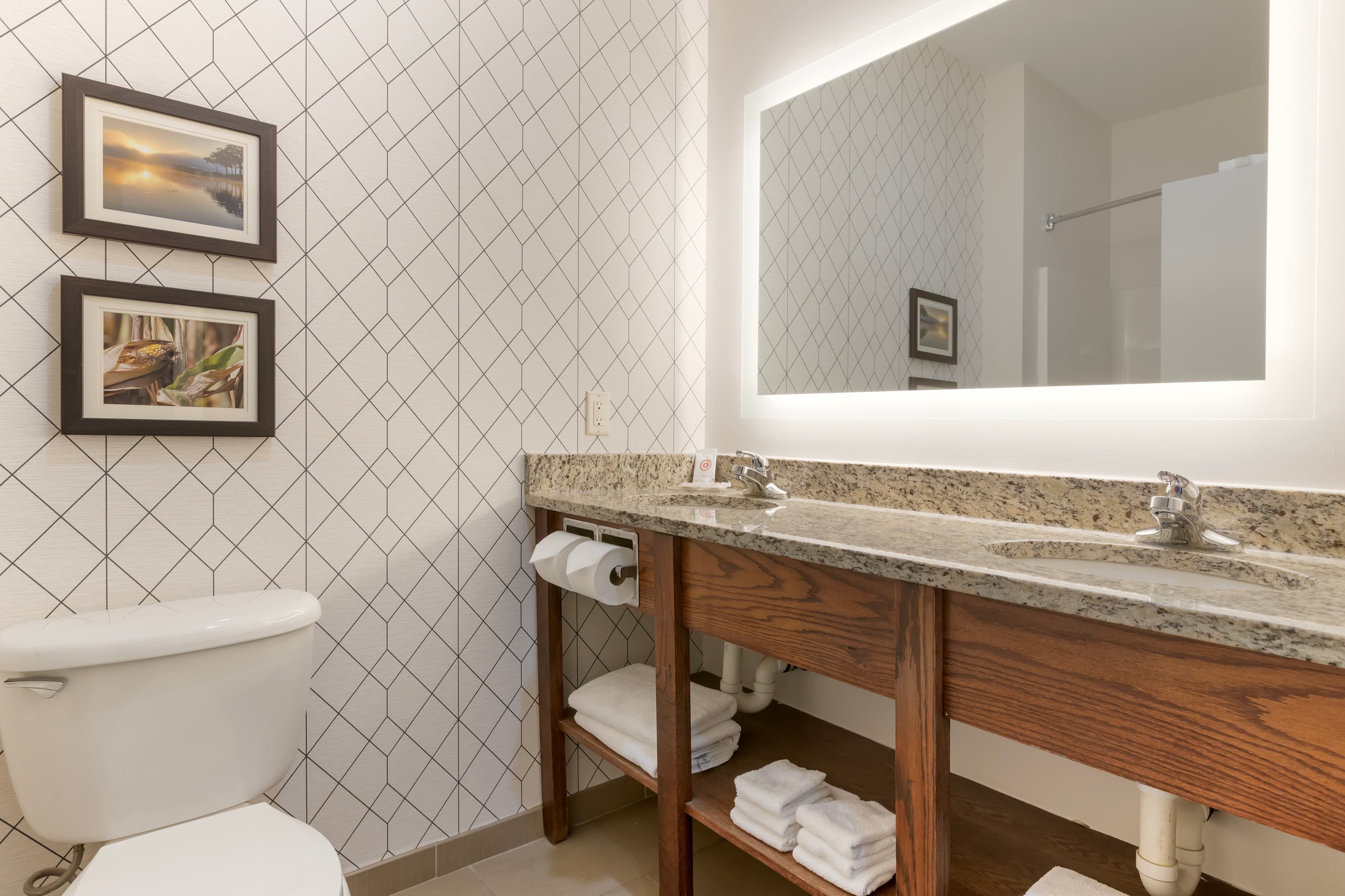 Comfort Inn & Suites Davenport - Quad Cities — 30