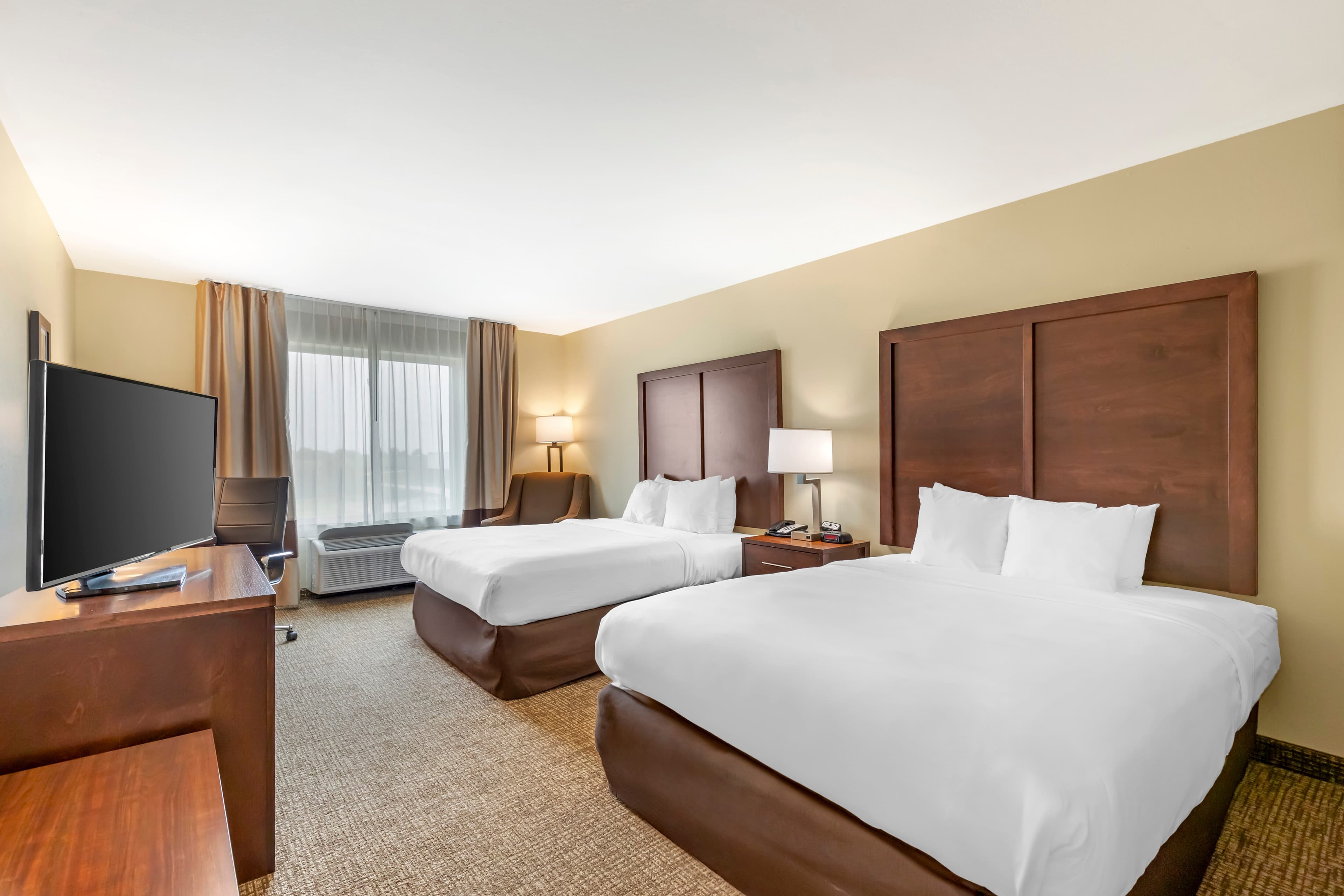 Comfort Inn & Suites Grinnell near I-80 — 12