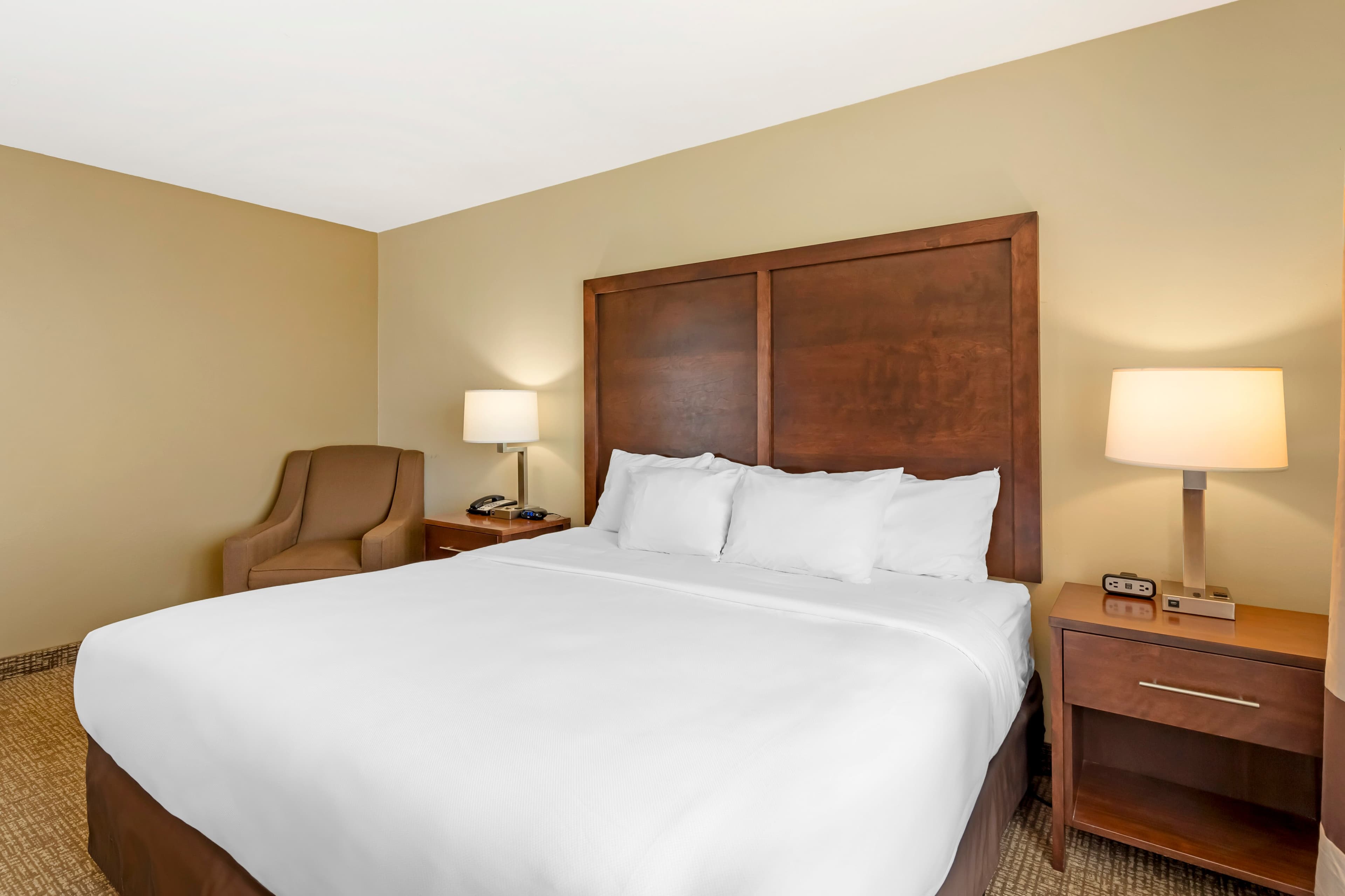 Comfort Inn & Suites Grinnell near I-80 — 21