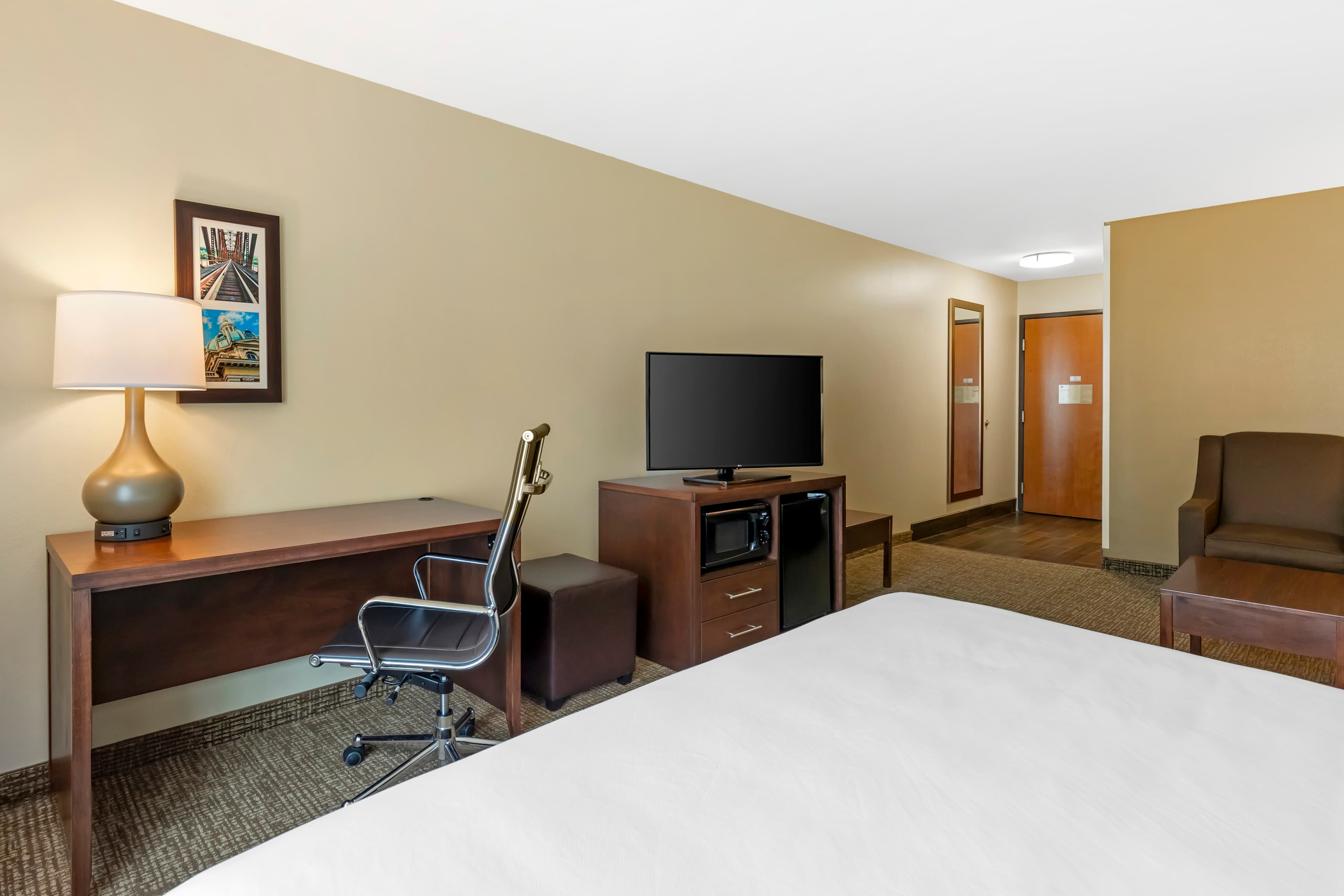 Comfort Inn & Suites Grinnell near I-80 — 19