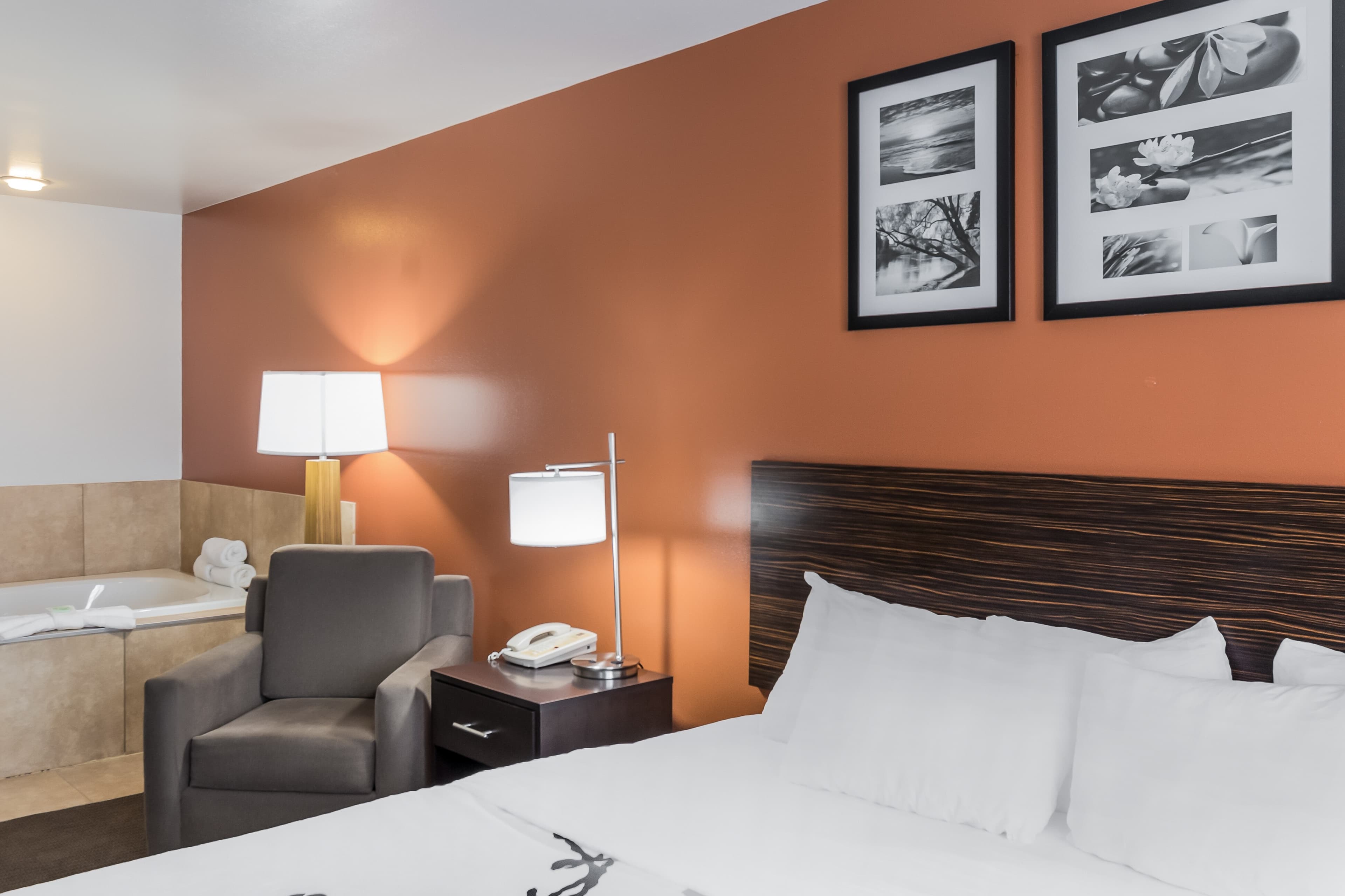 Sleep Inn & Suites North Liberty - Liberty City — 20