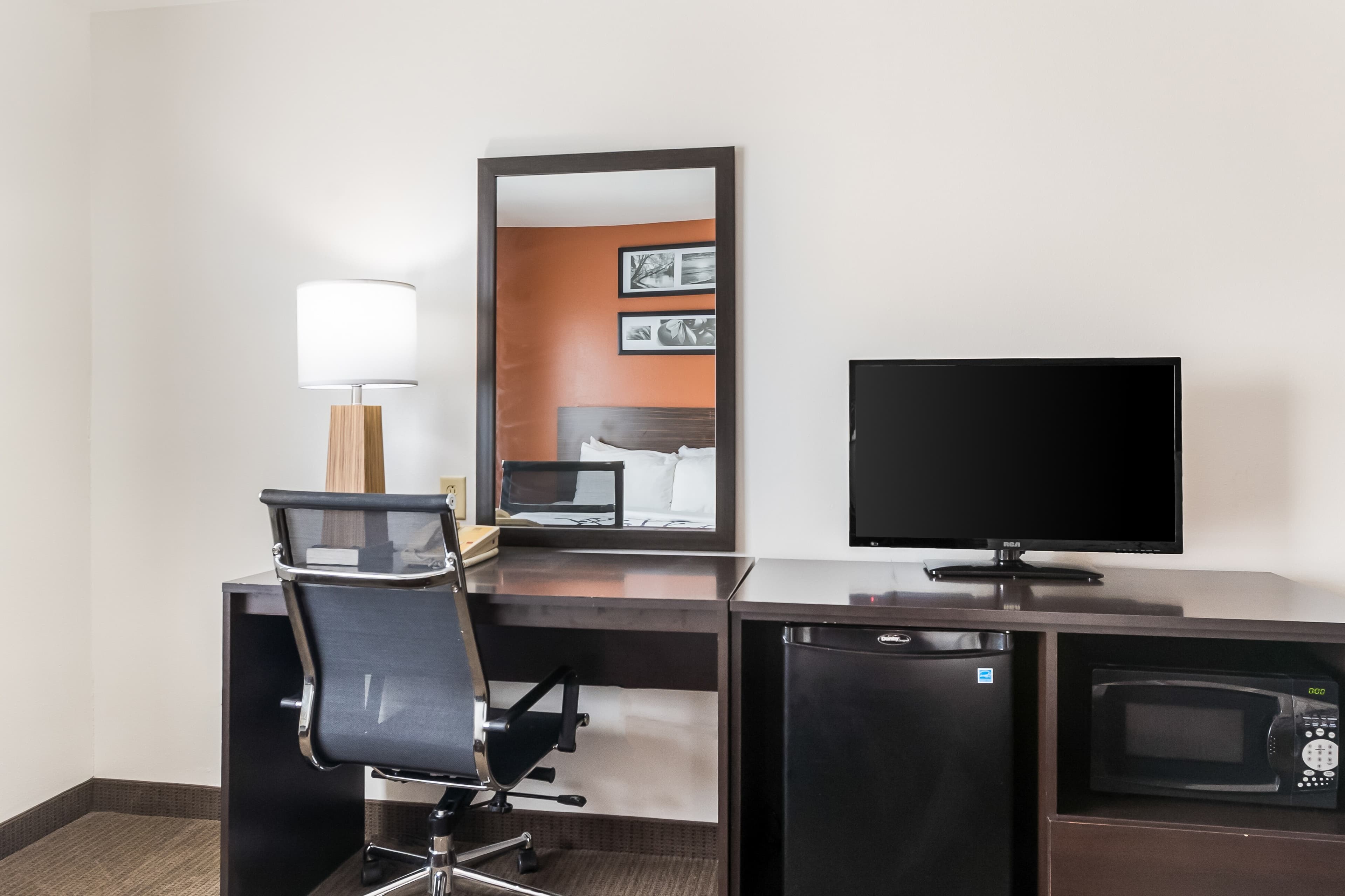 Sleep Inn & Suites North Liberty - Liberty City — 25