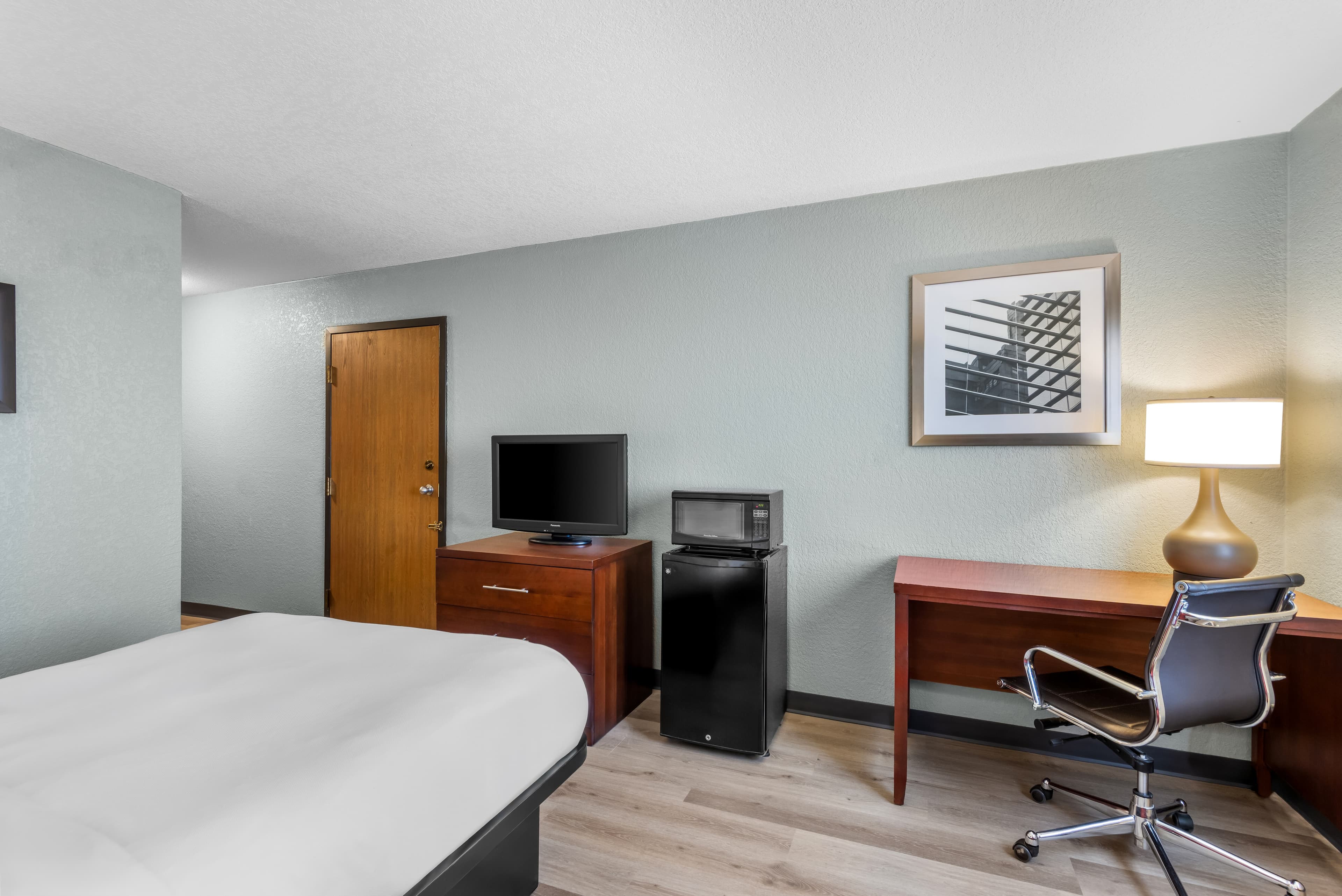 Quality Inn Waverly — 6
