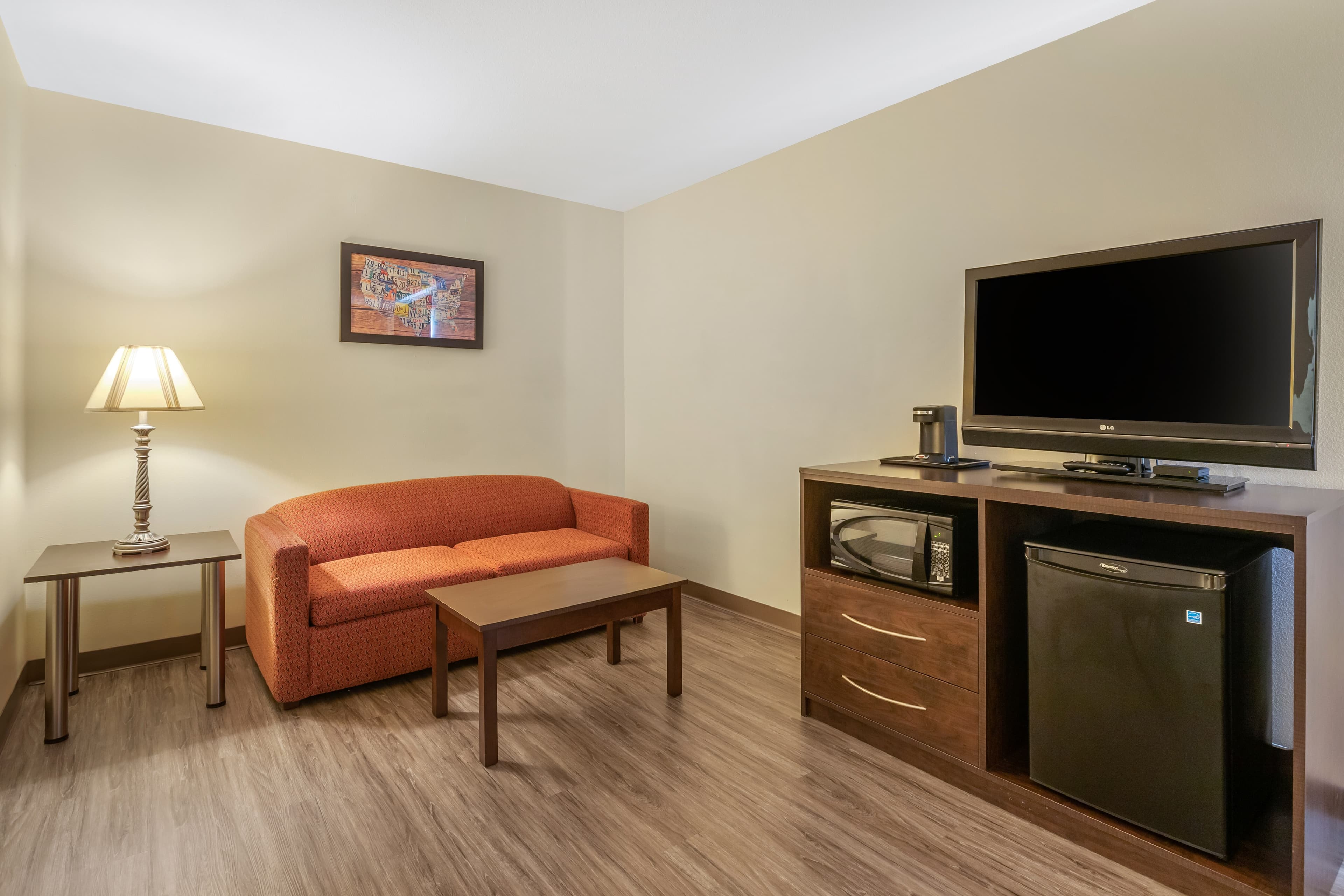 Econo Lodge Inn & Suites Des Moines Fairgrounds Area — 30