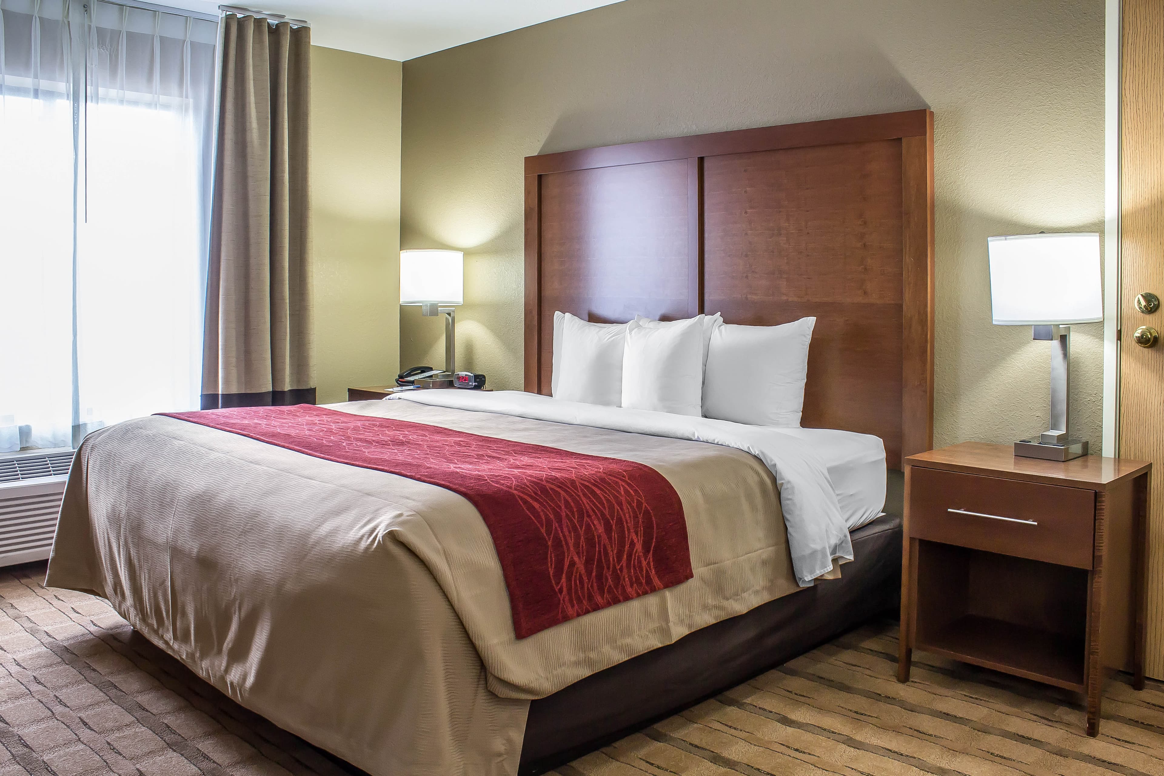Comfort Inn & Suites Cedar Rapids North - Collins Road — 27