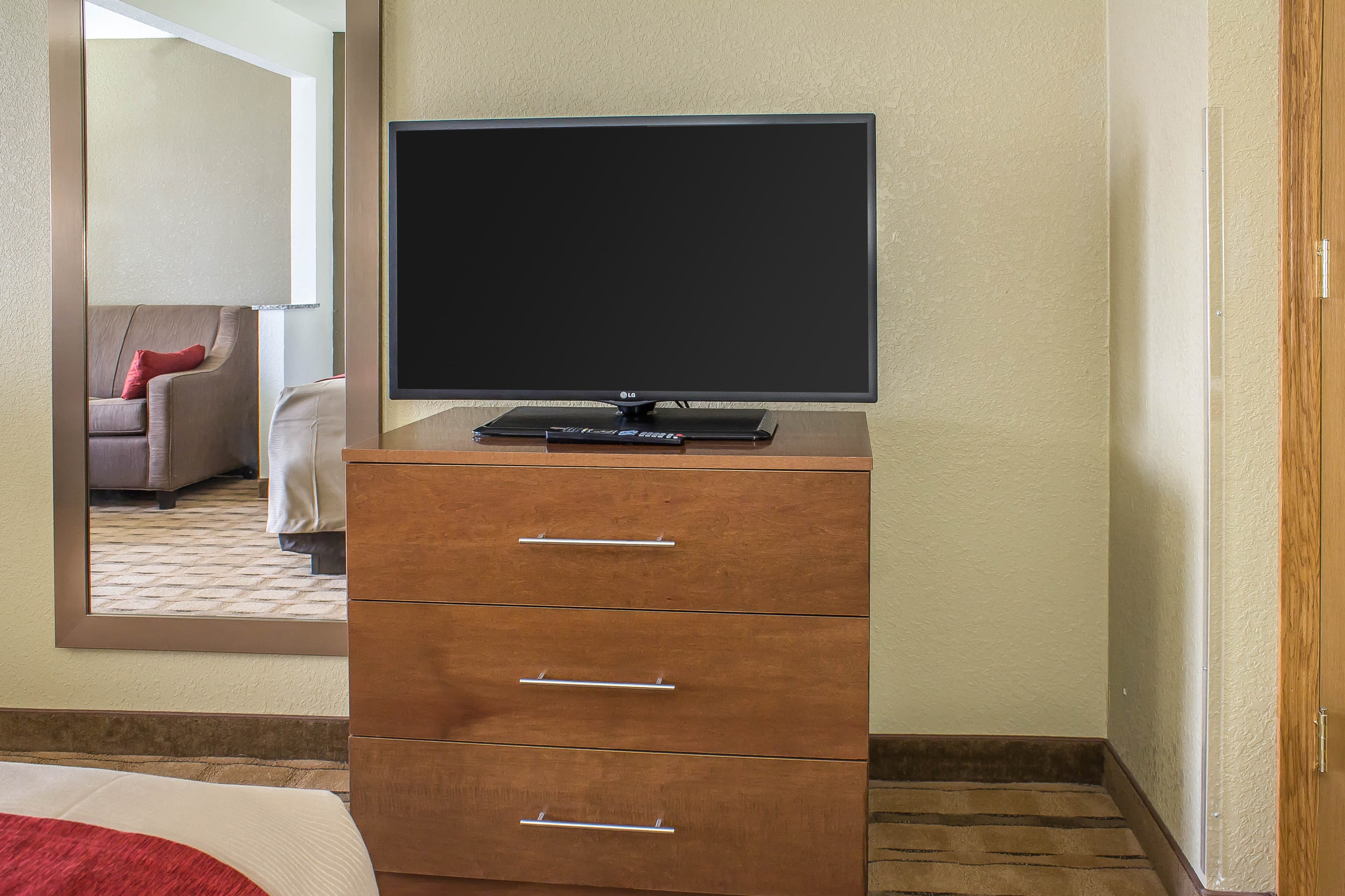 Comfort Inn & Suites Cedar Rapids North - Collins Road — 39