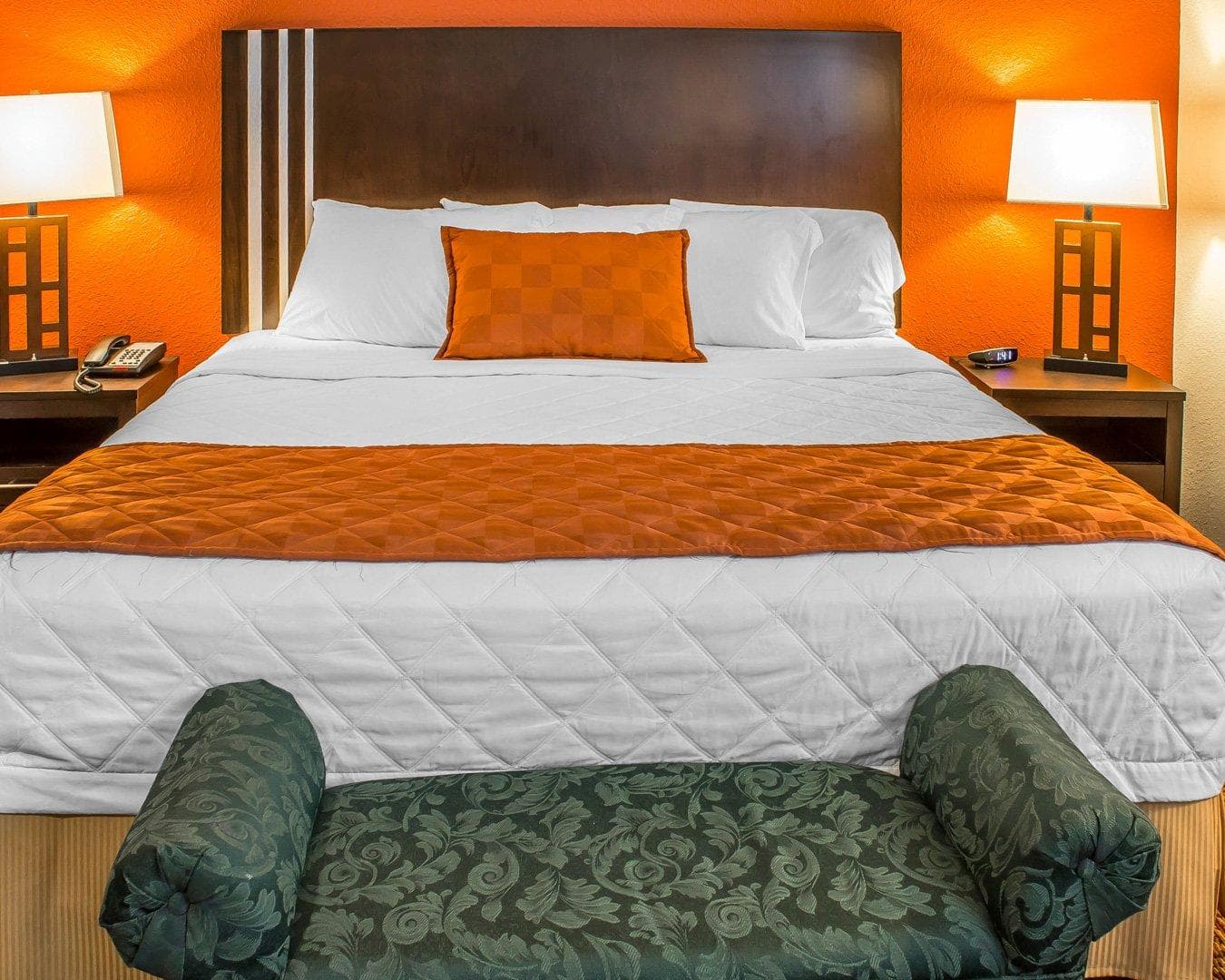 Rodeway Inn & Suites near Okoboji Lake - Image 5