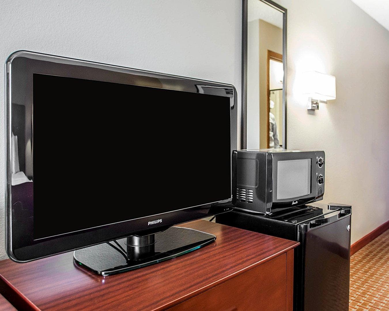 Quality Inn & Suites Davenport near I-80 - Image 3