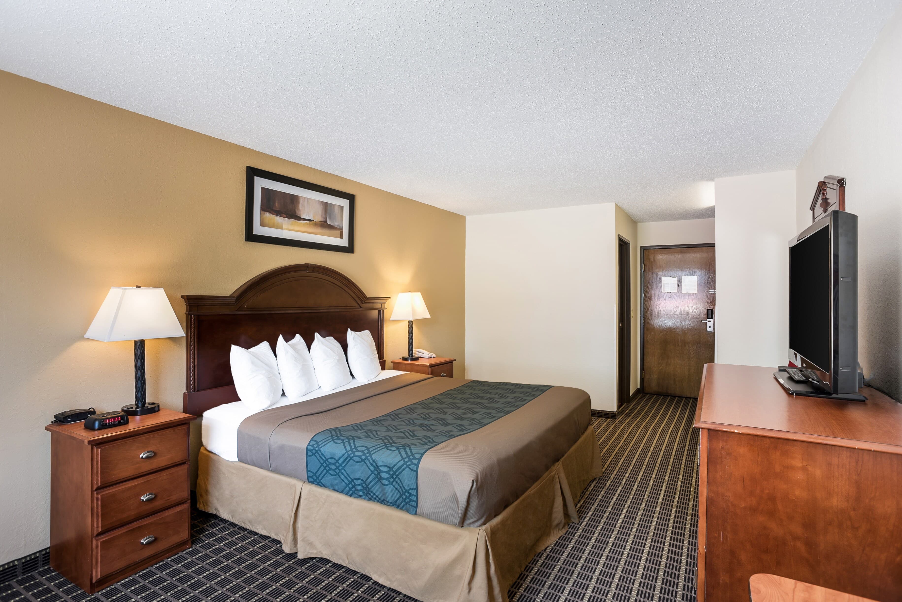 Rodeway Inn Cedar Rapids Westdale — 8