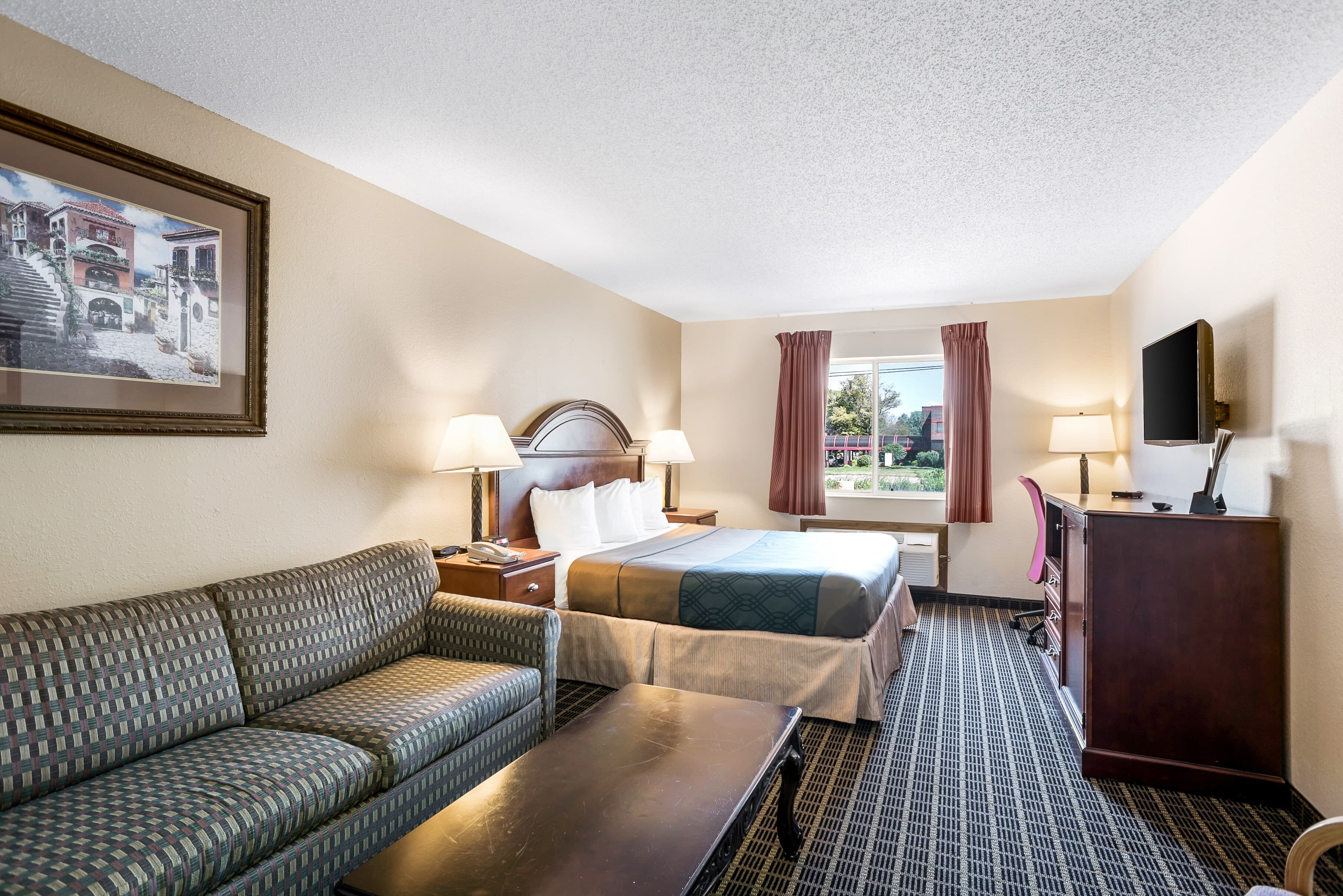 Rodeway Inn Cedar Rapids Westdale — 11