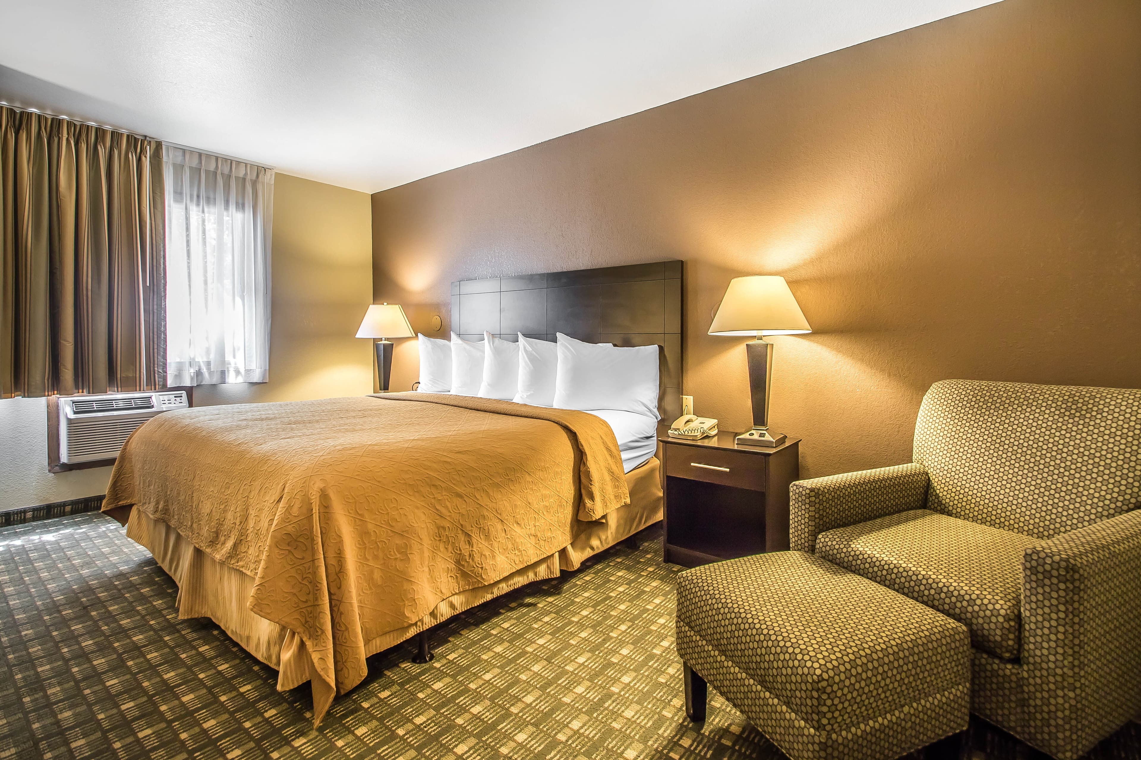 Quality Inn & Suites Decorah — 7
