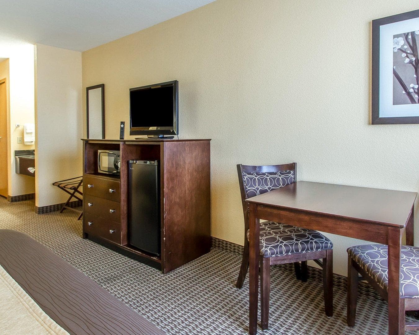 Quality Inn & Suites Mount Pleasant - Image 5