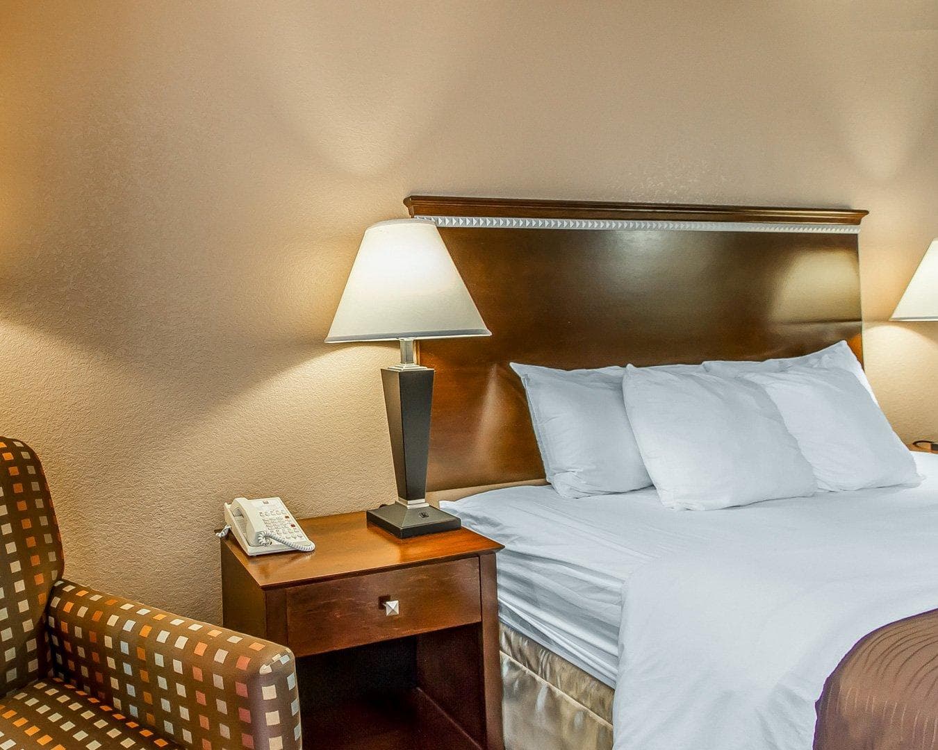 Quality Inn & Suites Mount Pleasant — 10
