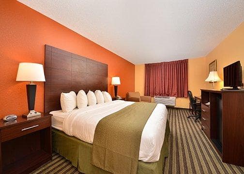 Quality Inn & Suites Grinnell near University — 4