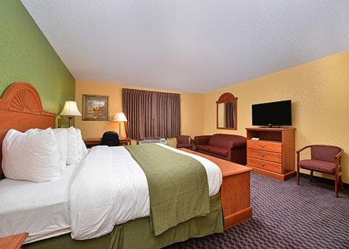 Quality Inn & Suites Grinnell near University — 2