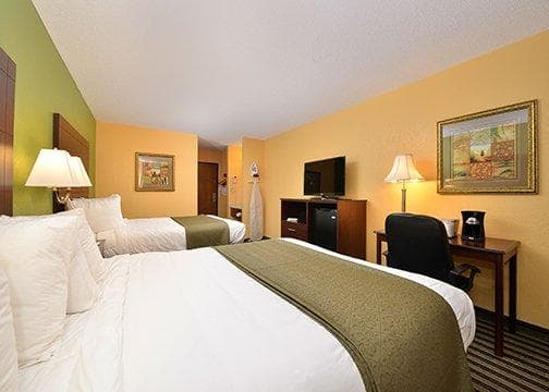 Quality Inn & Suites Grinnell near University — 9