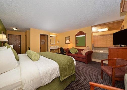 Quality Inn & Suites Grinnell near University — 17