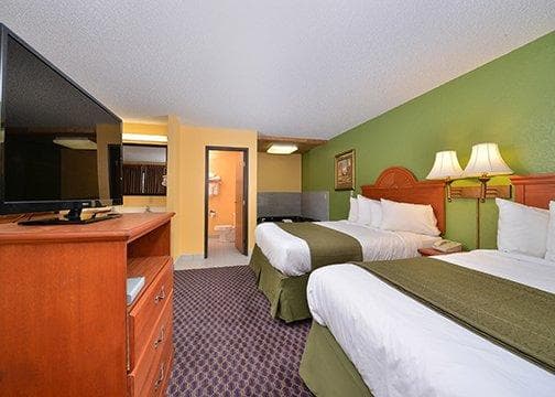 Quality Inn & Suites Grinnell near University — 10