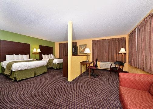 Quality Inn & Suites Grinnell near University — 13