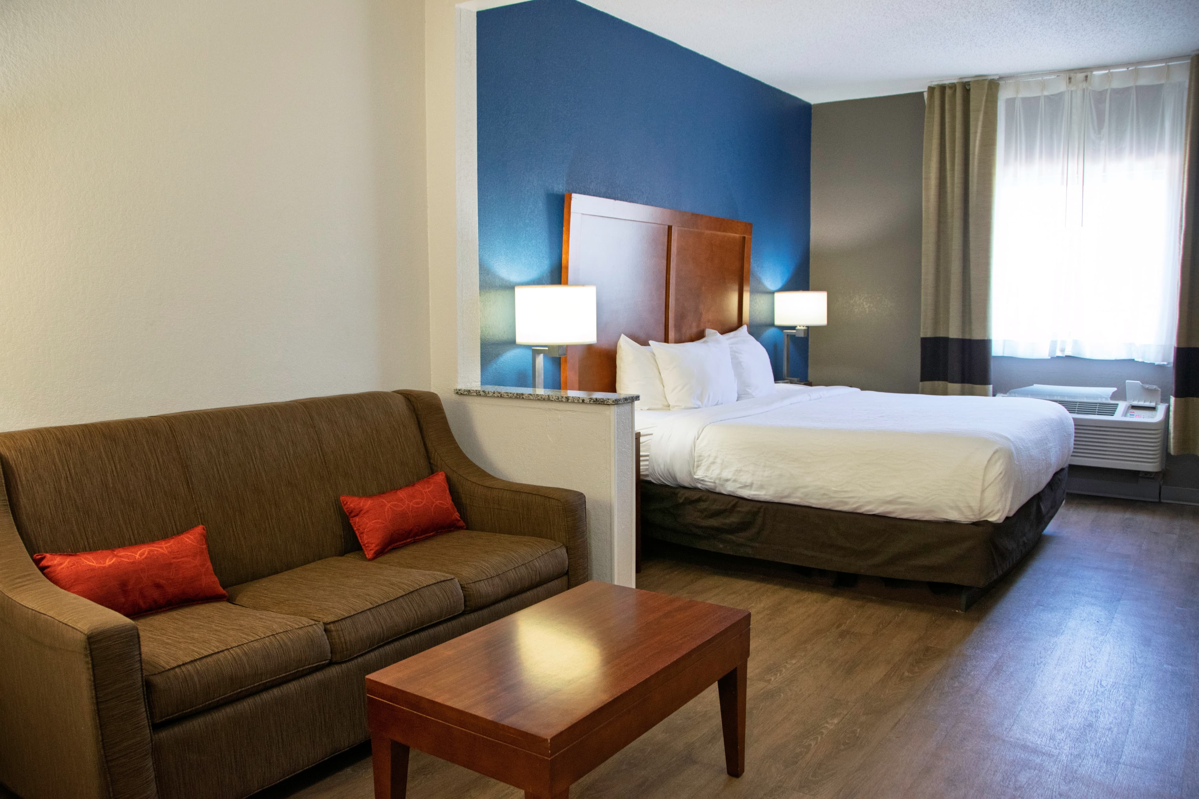 Comfort Inn & Suites Coralville - Iowa City near Iowa River Landing — 11